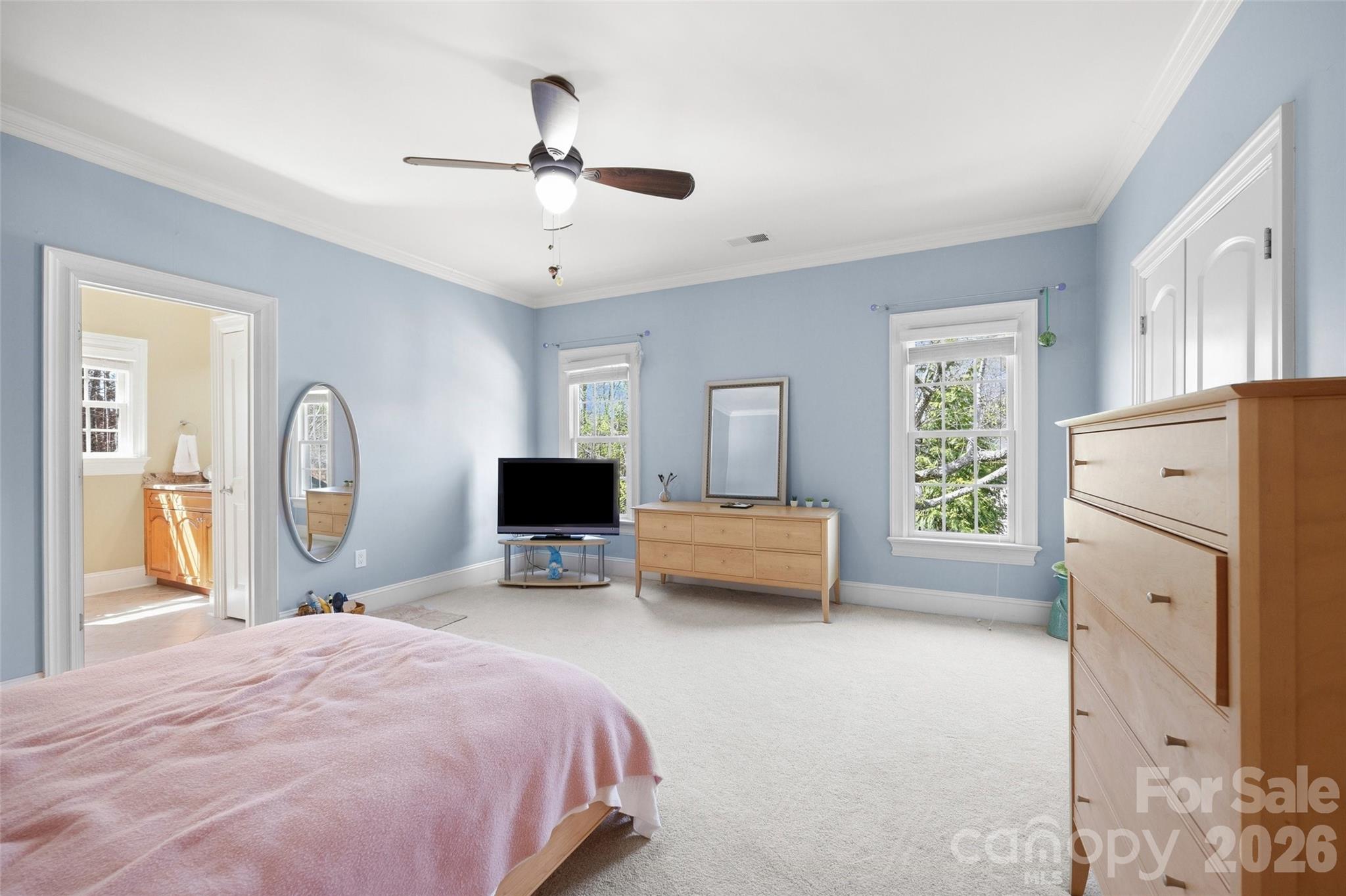 Victoria Lake - Residential