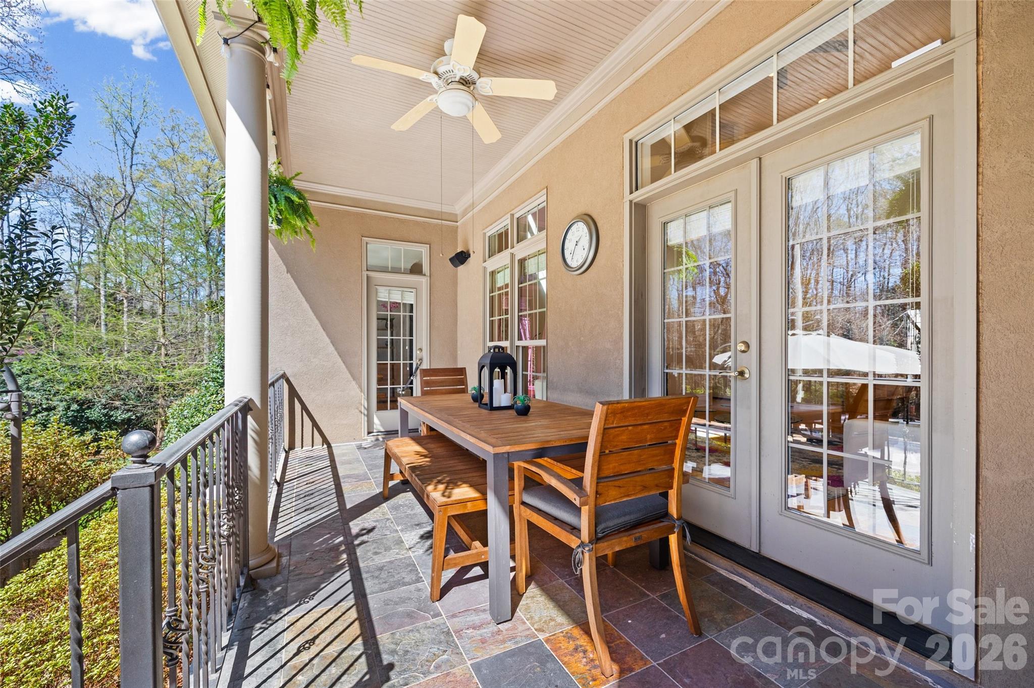 Victoria Lake - Residential