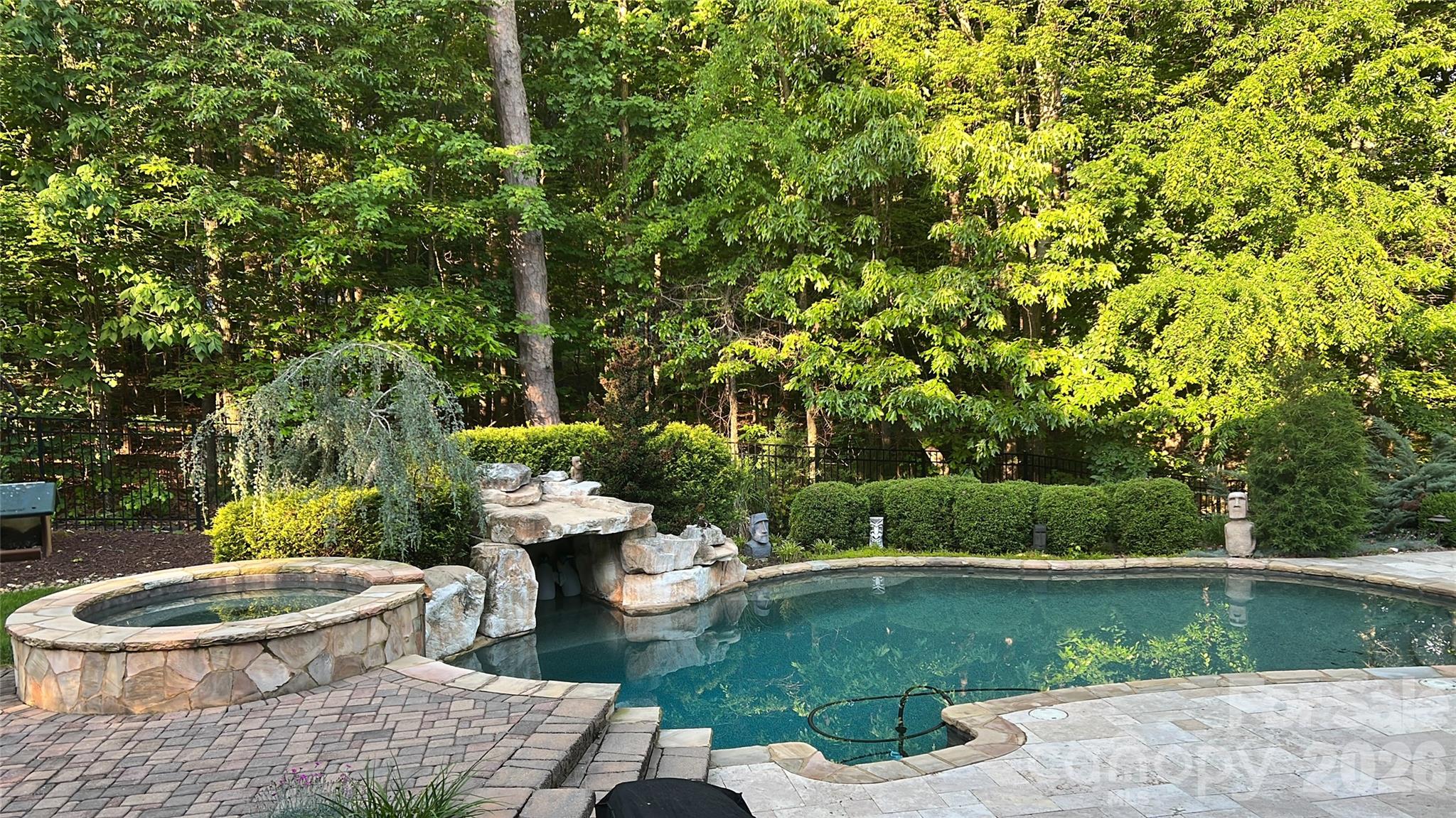 8225 Victoria Lake Drive