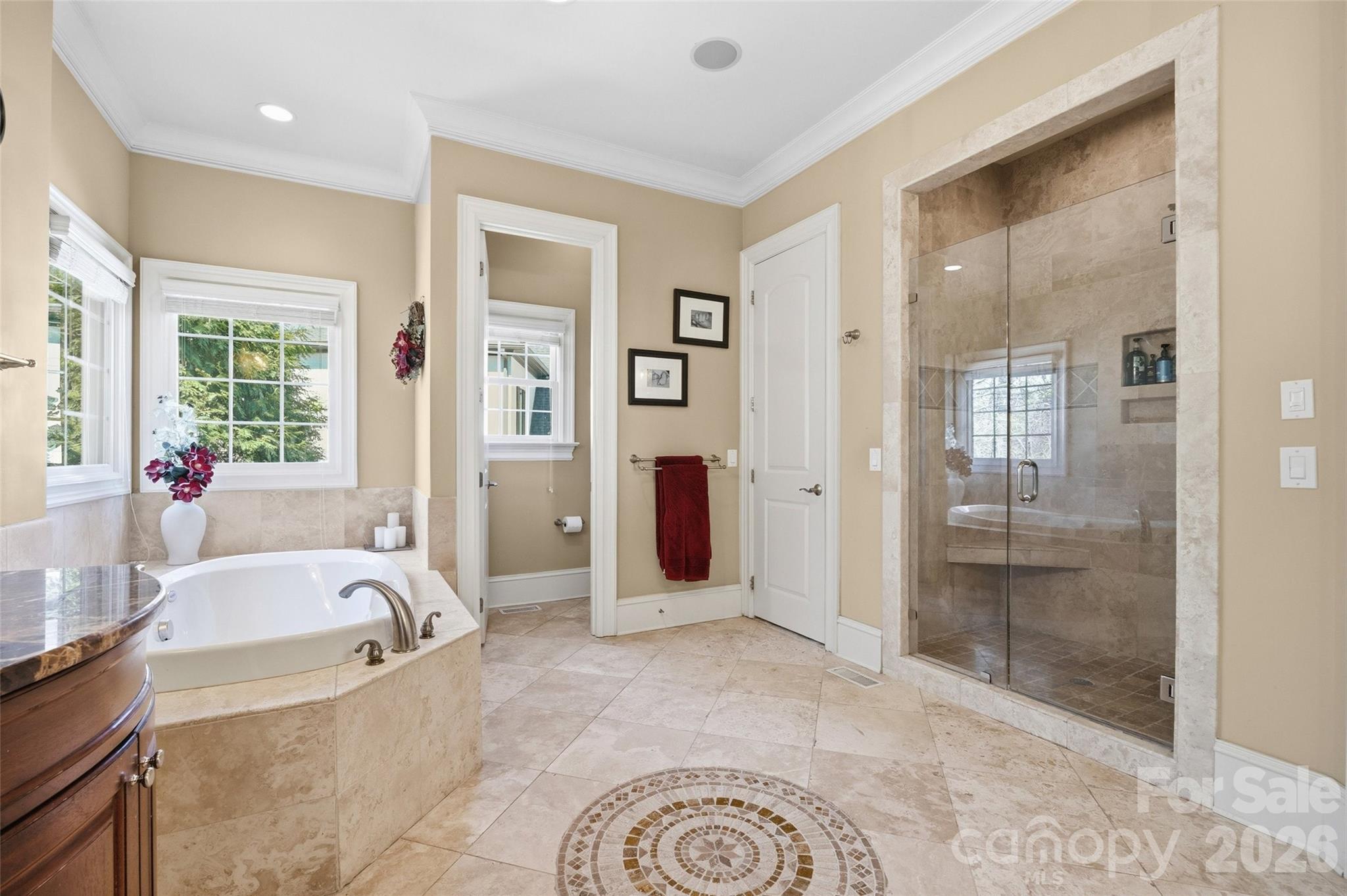 Victoria Lake - Residential