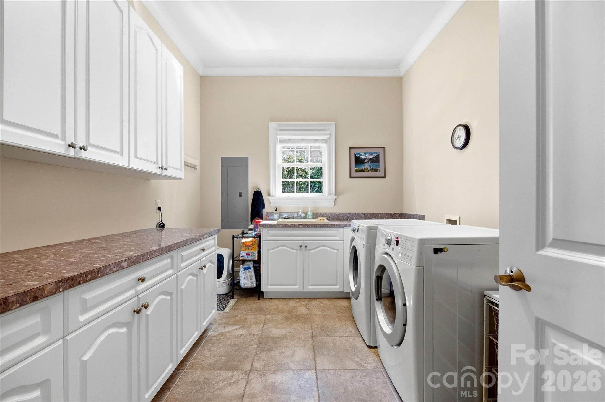 Victoria Lake - Residential