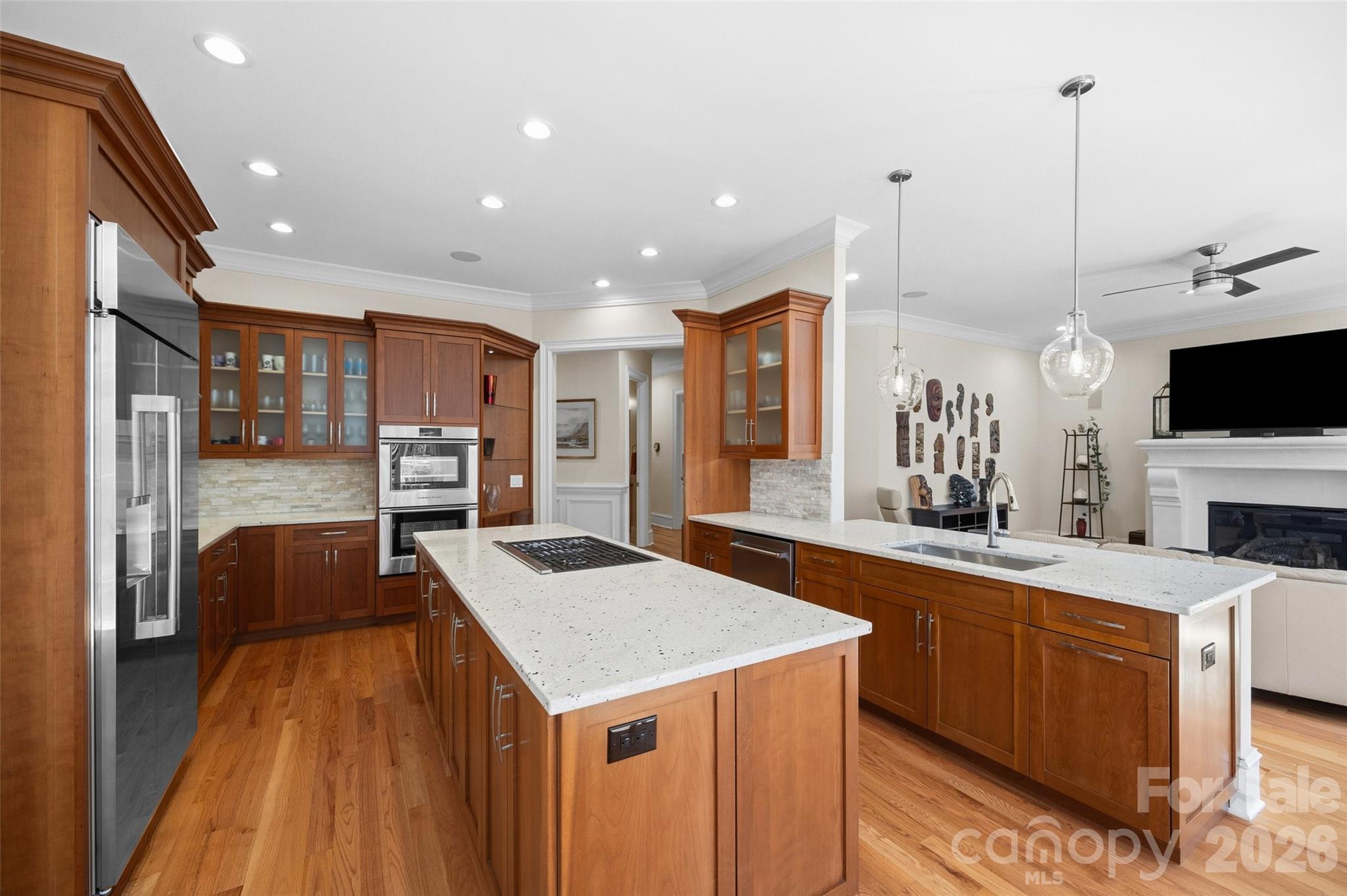 Victoria Lake - Residential