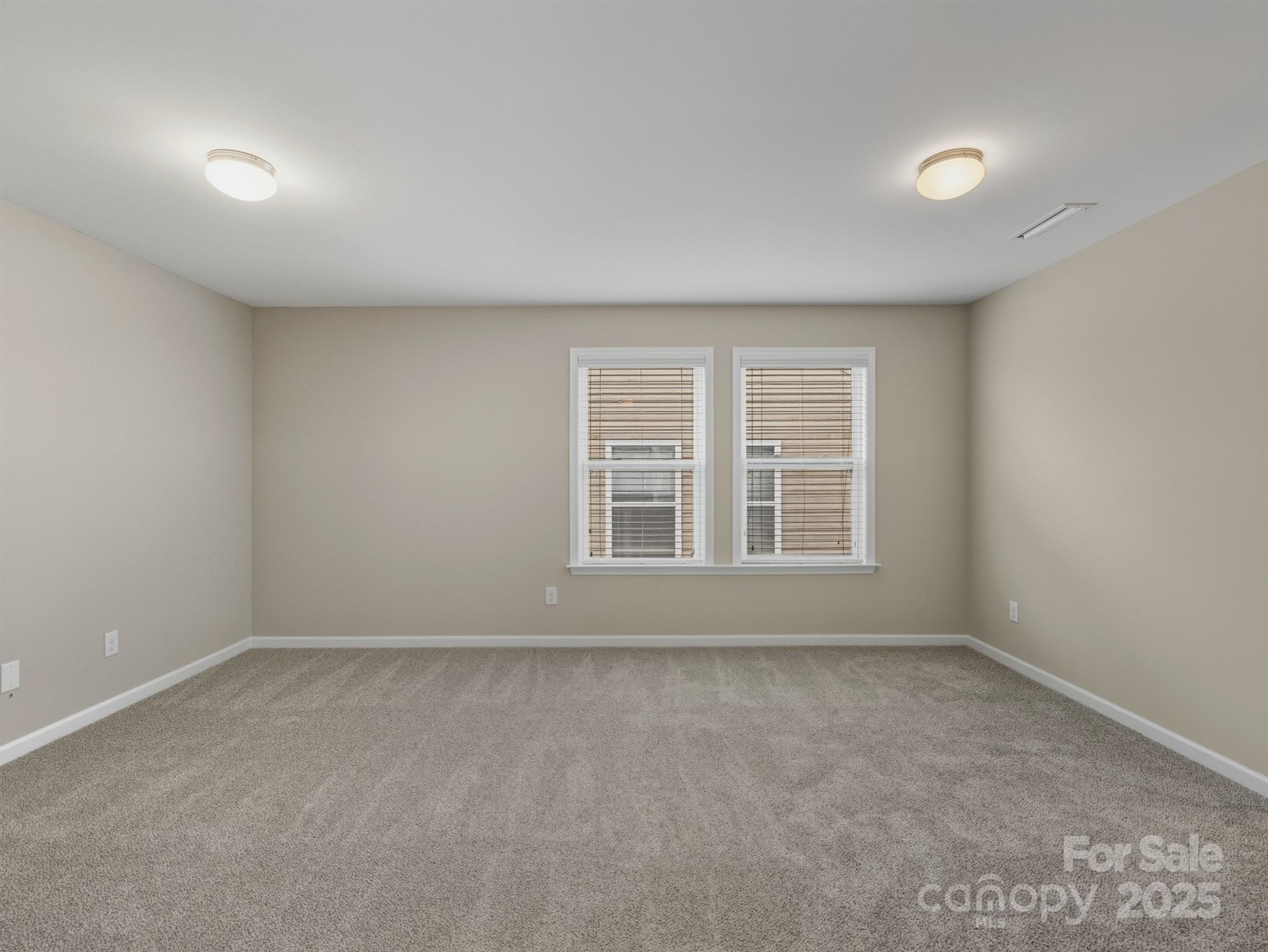 Newport Lakes - Residential