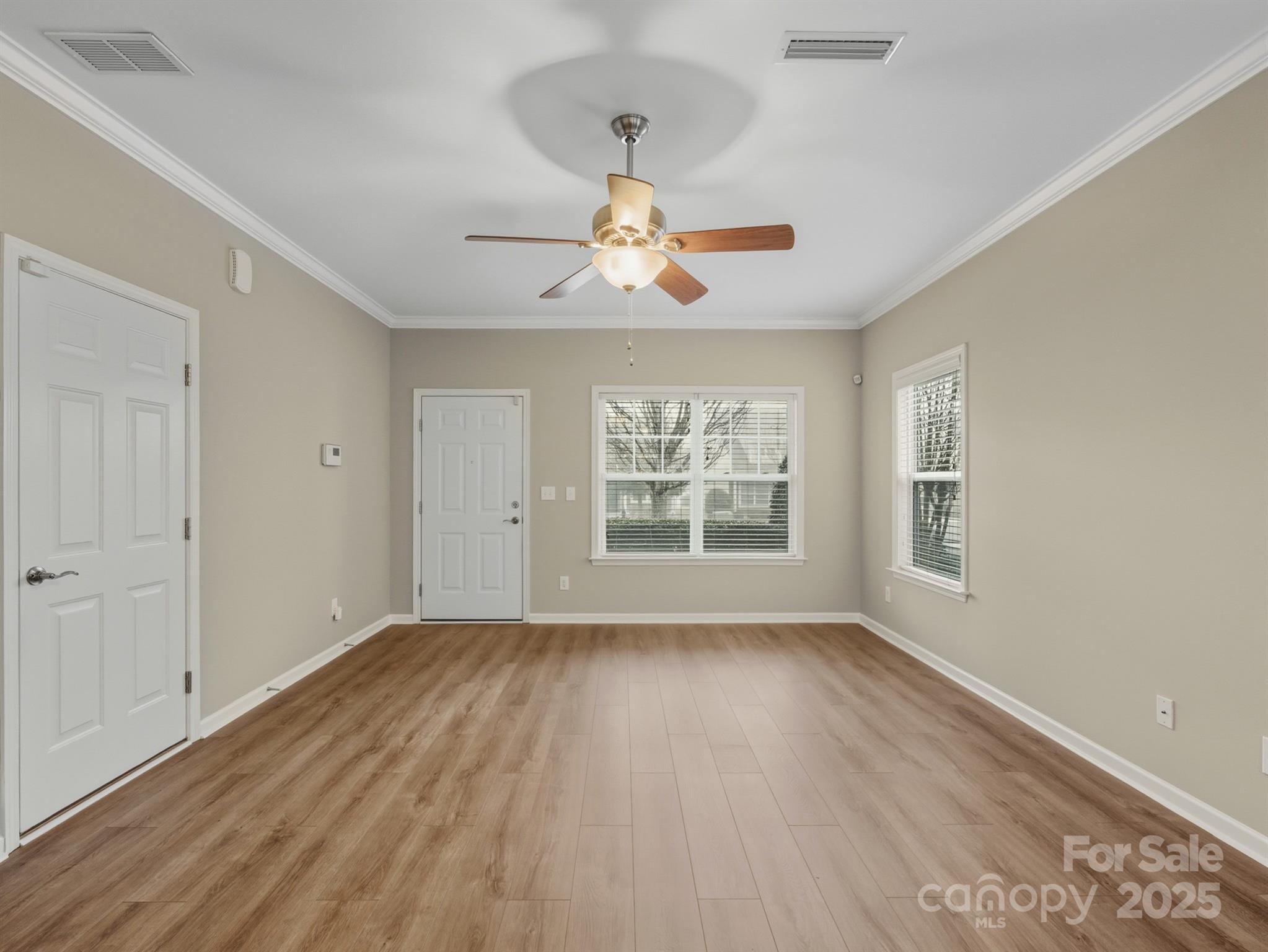 Newport Lakes - Residential