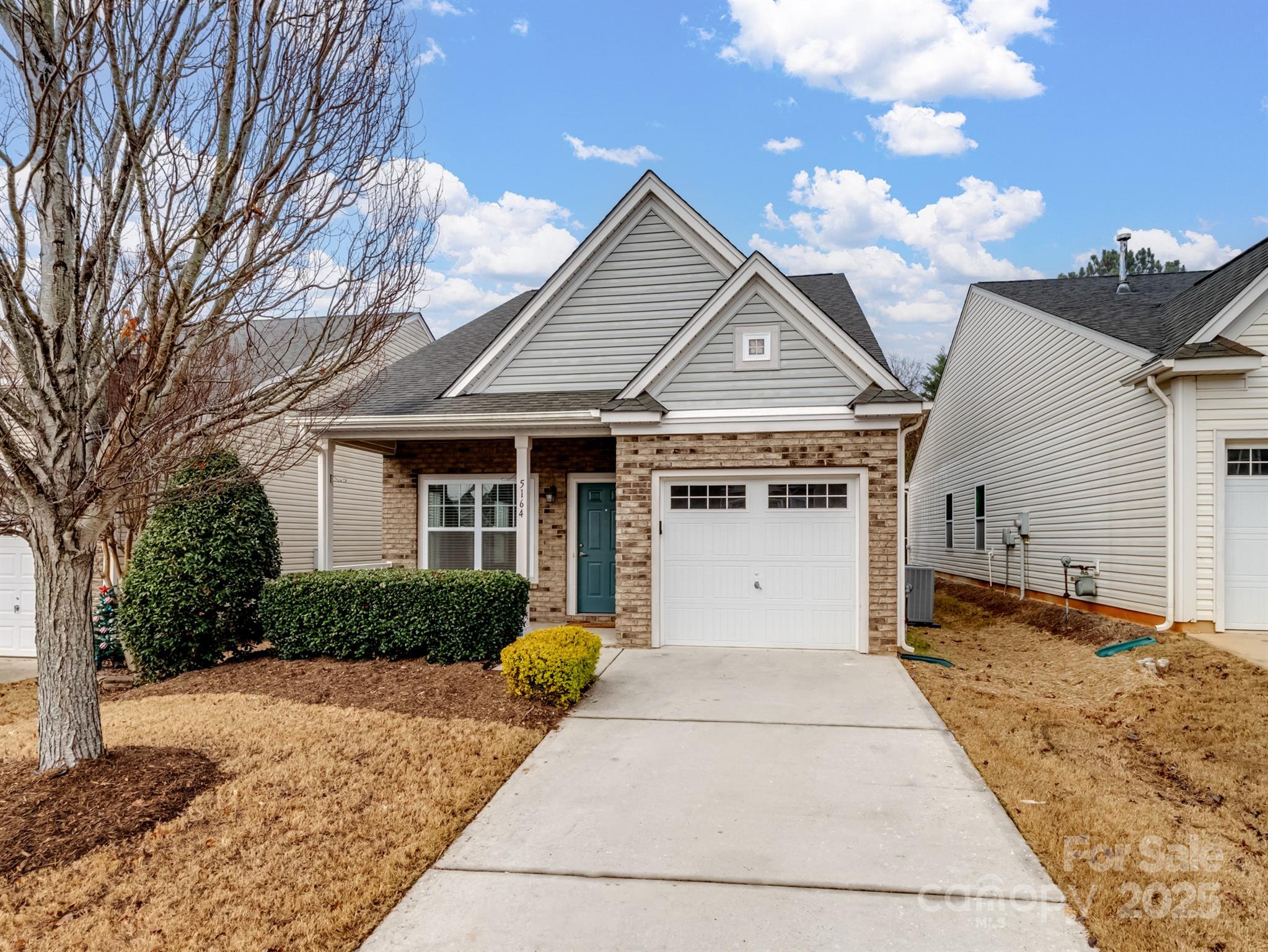 Newport Lakes - Residential