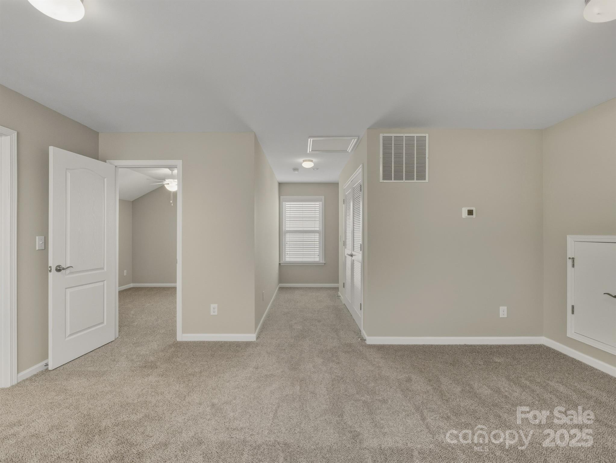 Newport Lakes - Residential