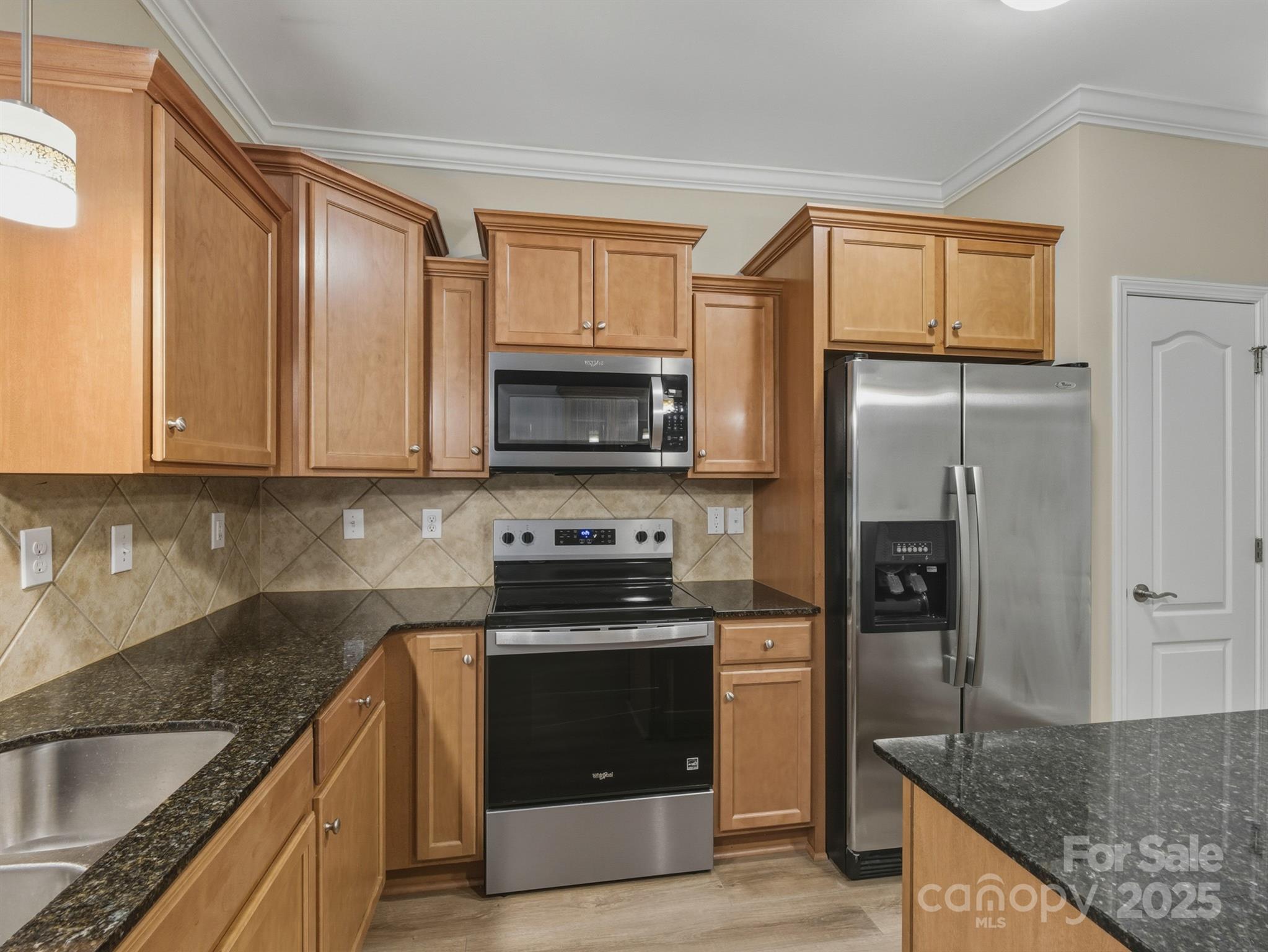 Newport Lakes - Residential