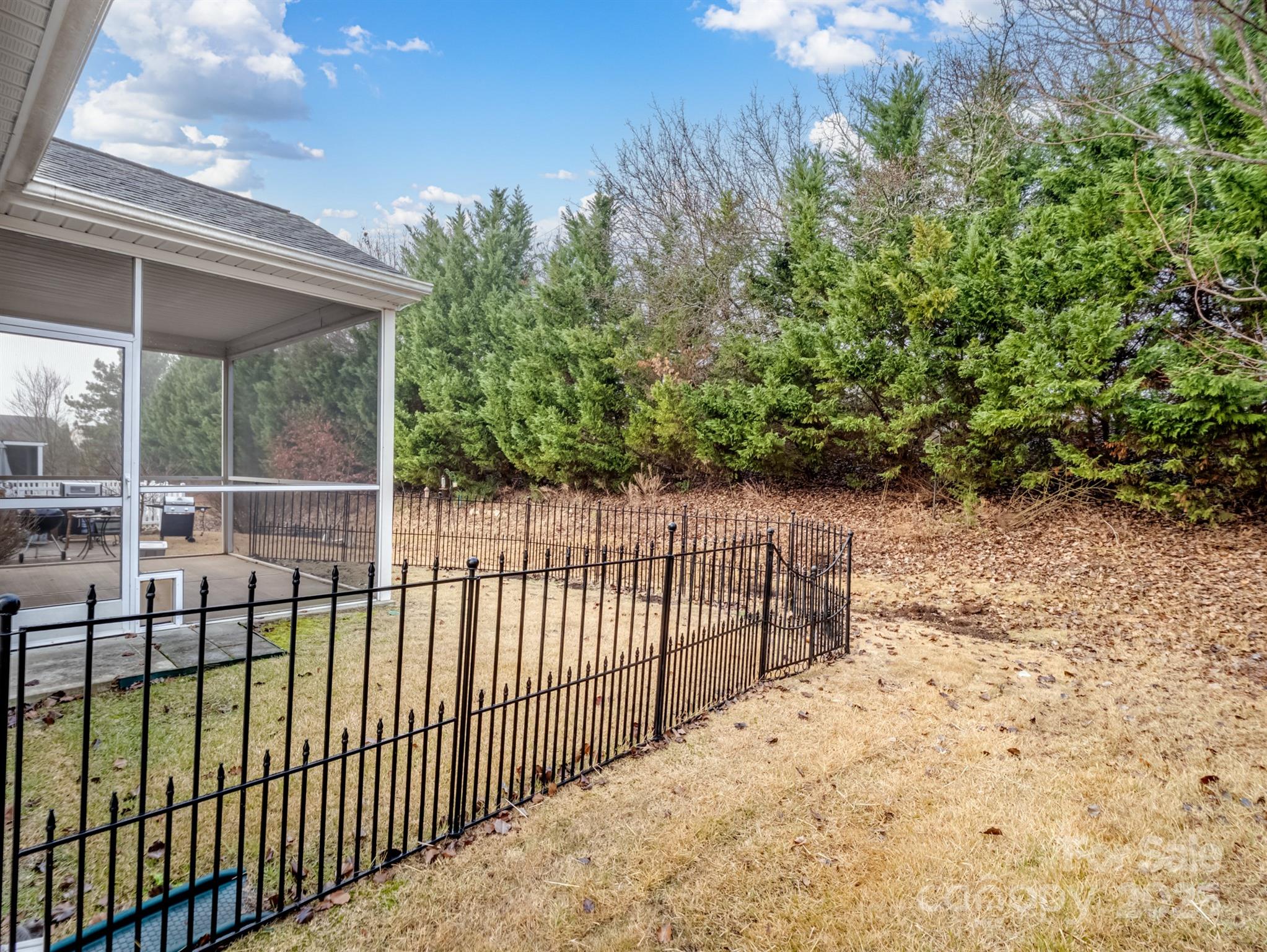 Newport Lakes - Residential