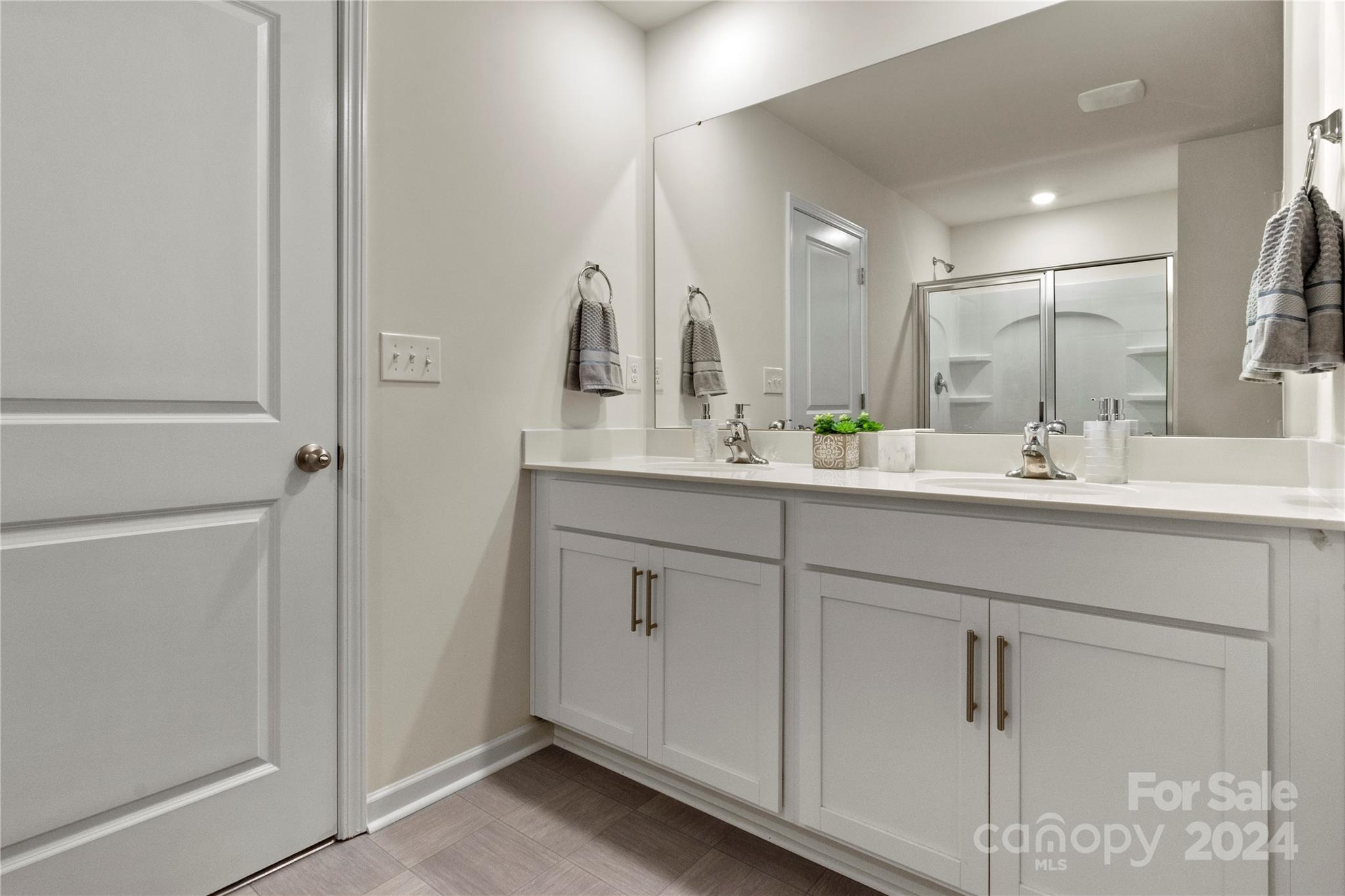 Chase View - Residential