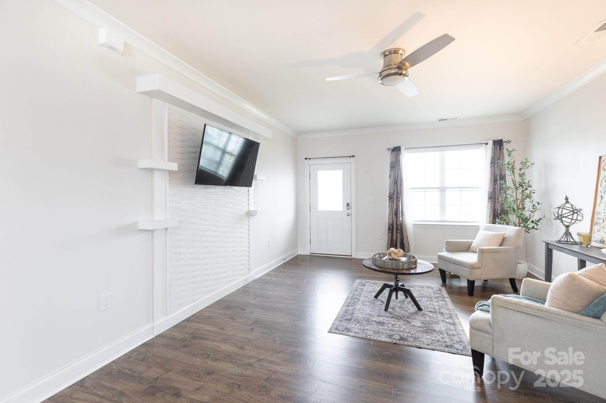 1260 Kent Downs Avenue SW