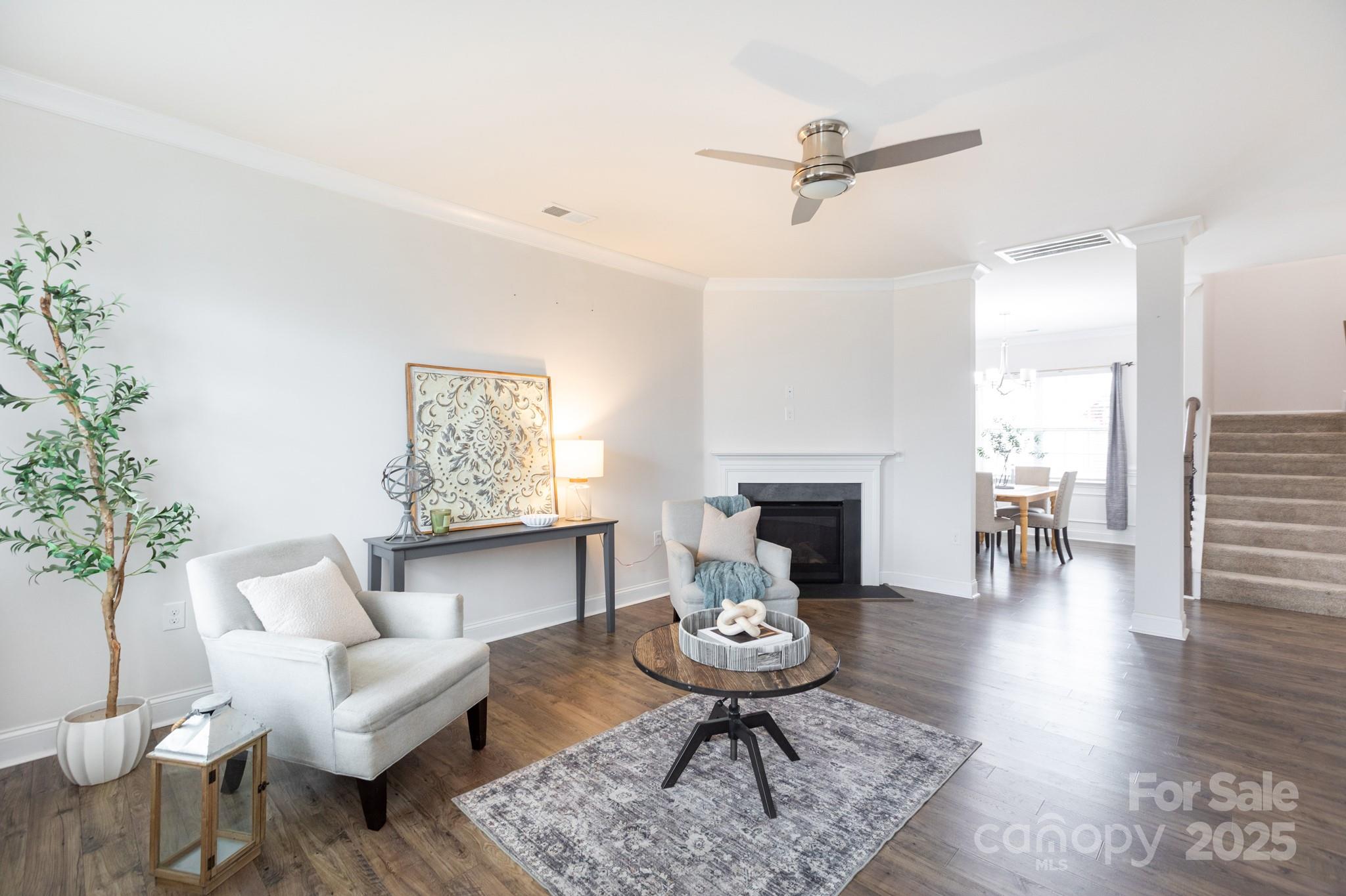 1260 Kent Downs Avenue SW