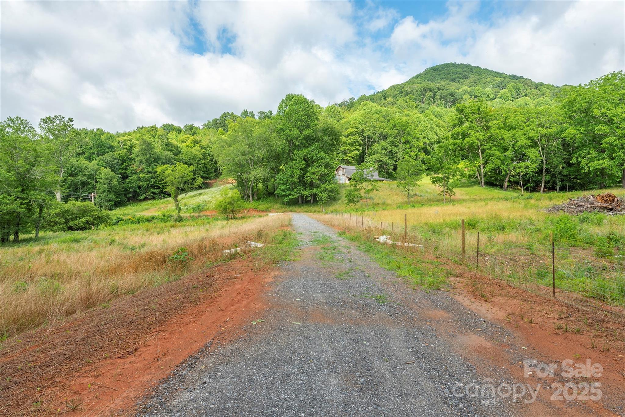 1433 Crabtree Mountain Road