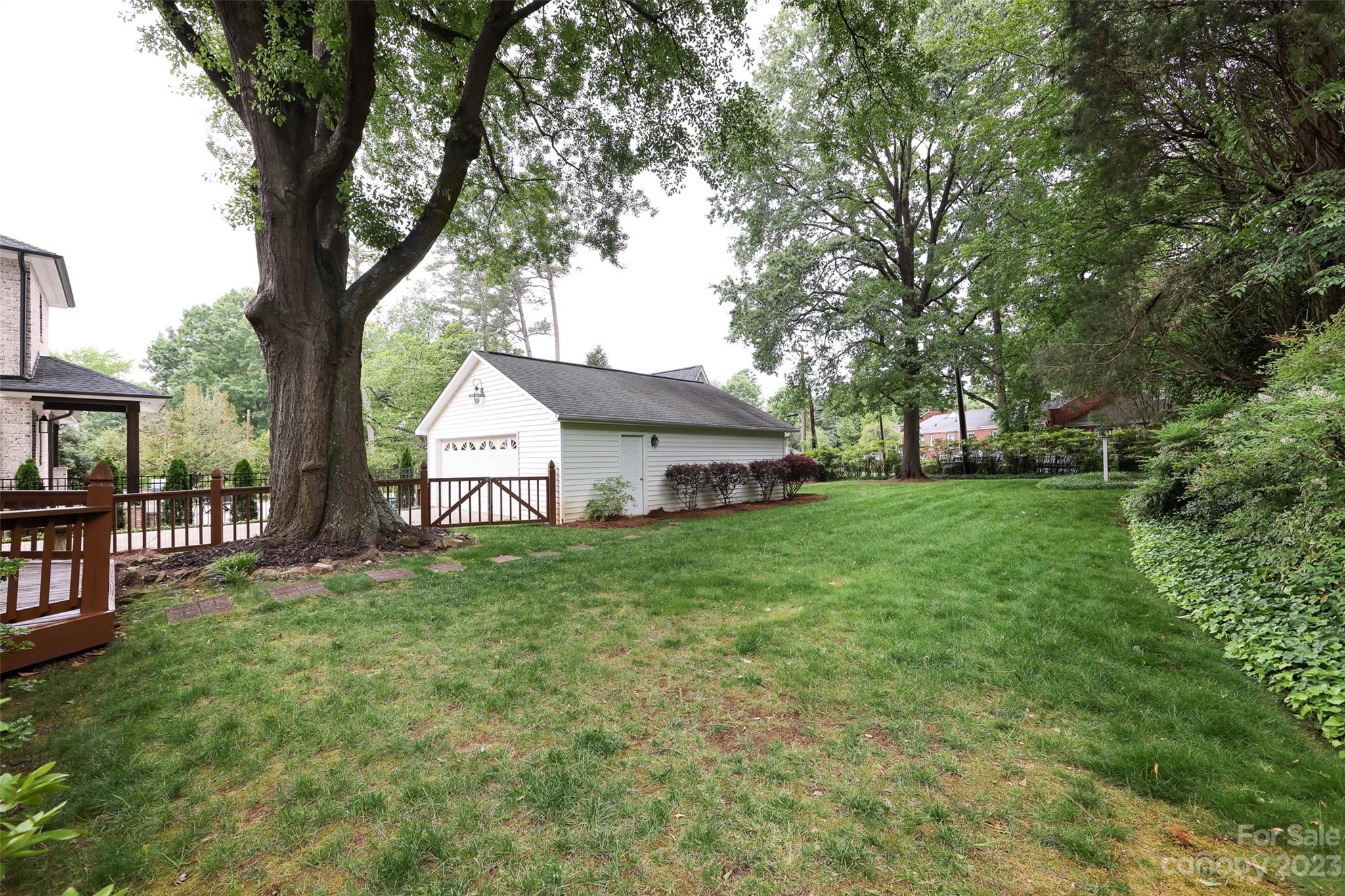 Myers Park - Residential