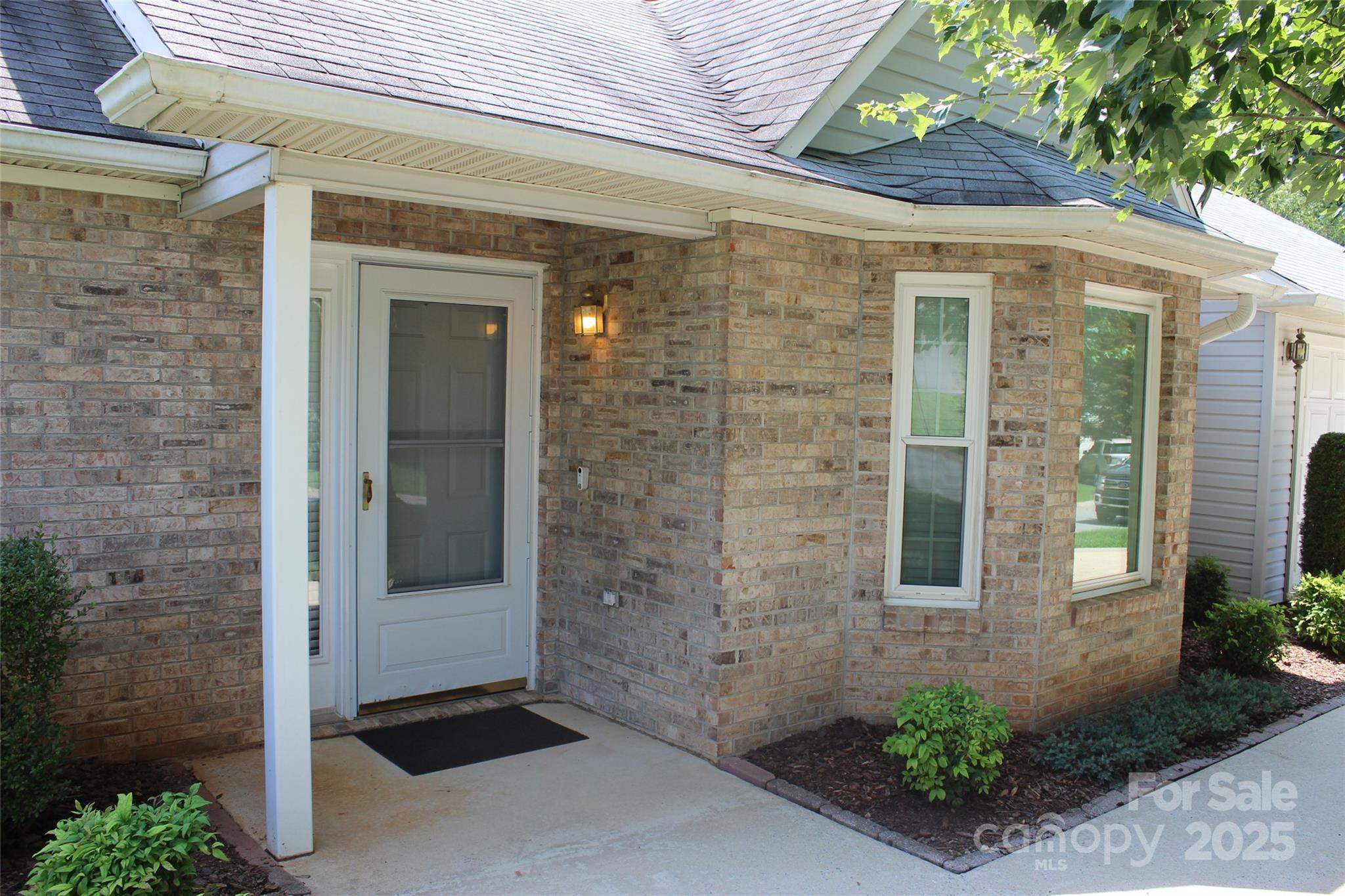 4 Gatehouse Court