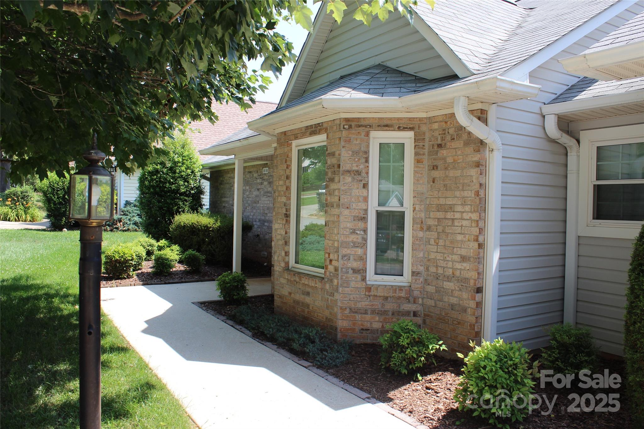 4 Gatehouse Court