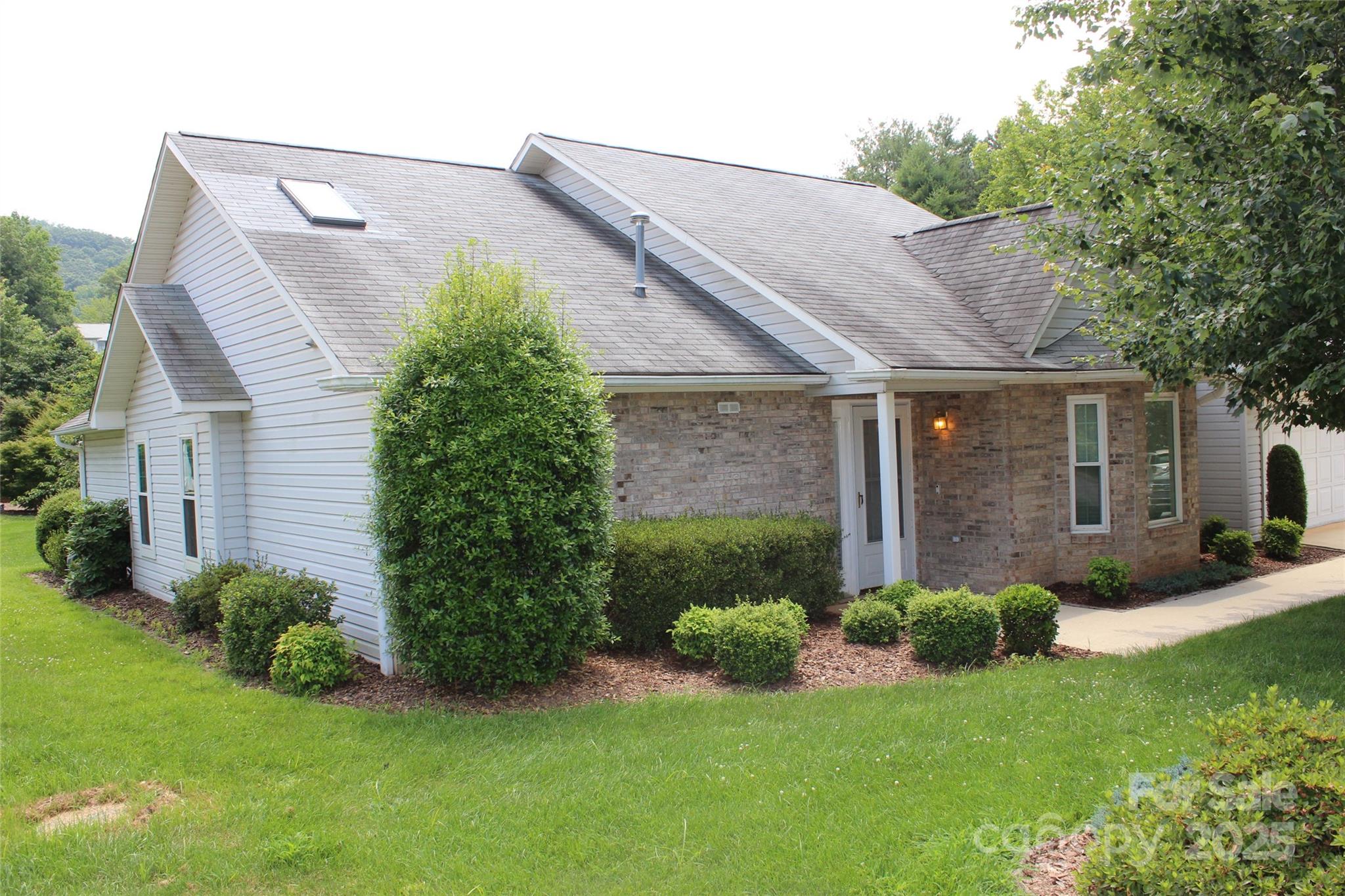 4 Gatehouse Court