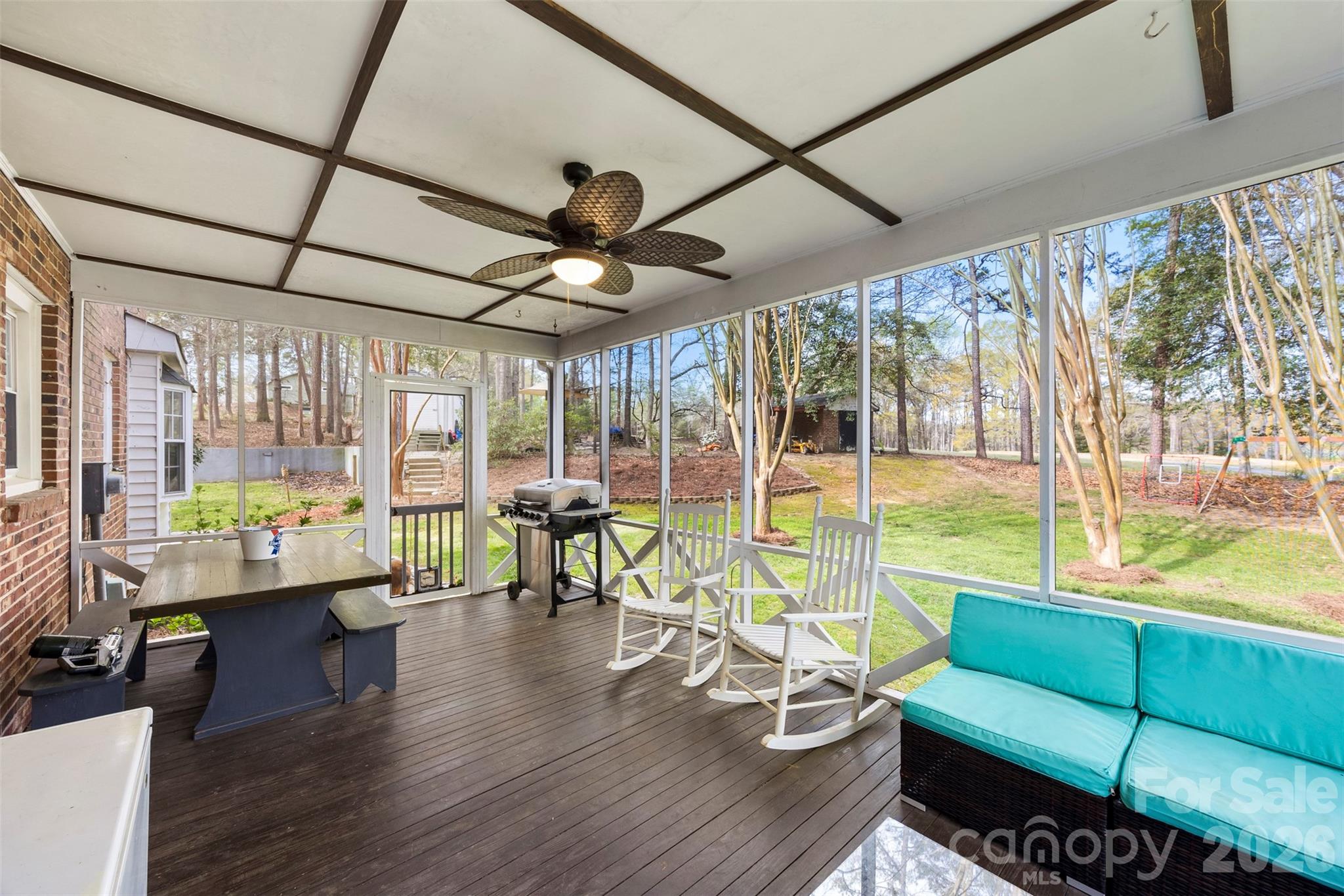 Pinetuck - Residential