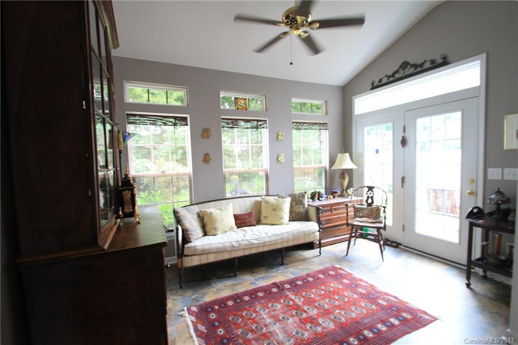 Glen Laurel - Residential