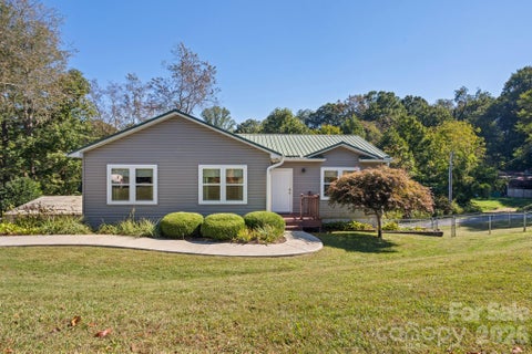 Photo of 74 Ridgeline Road, Clyde, NC 28721 (MLS # 4429782)