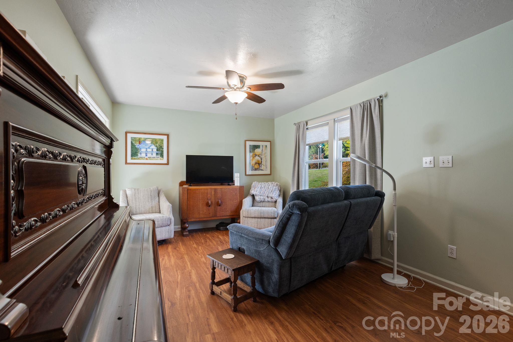 74 Ridgeline Road