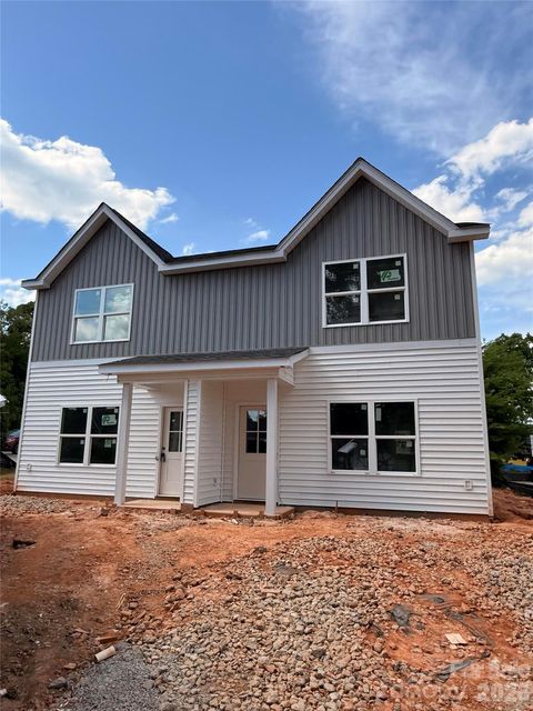 104 Maple Avenue NW Concord NC 28027