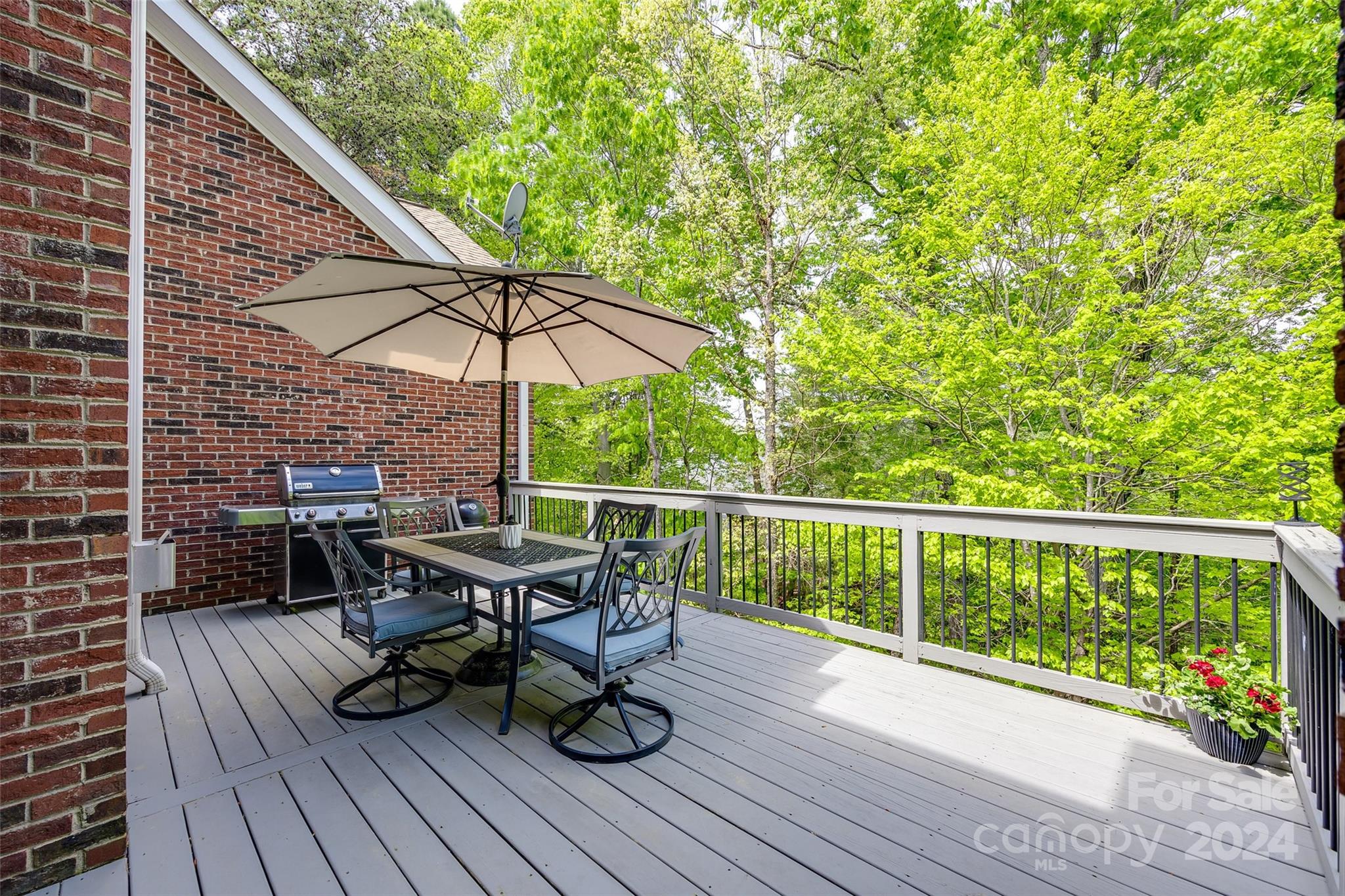 Lake Shore - Residential