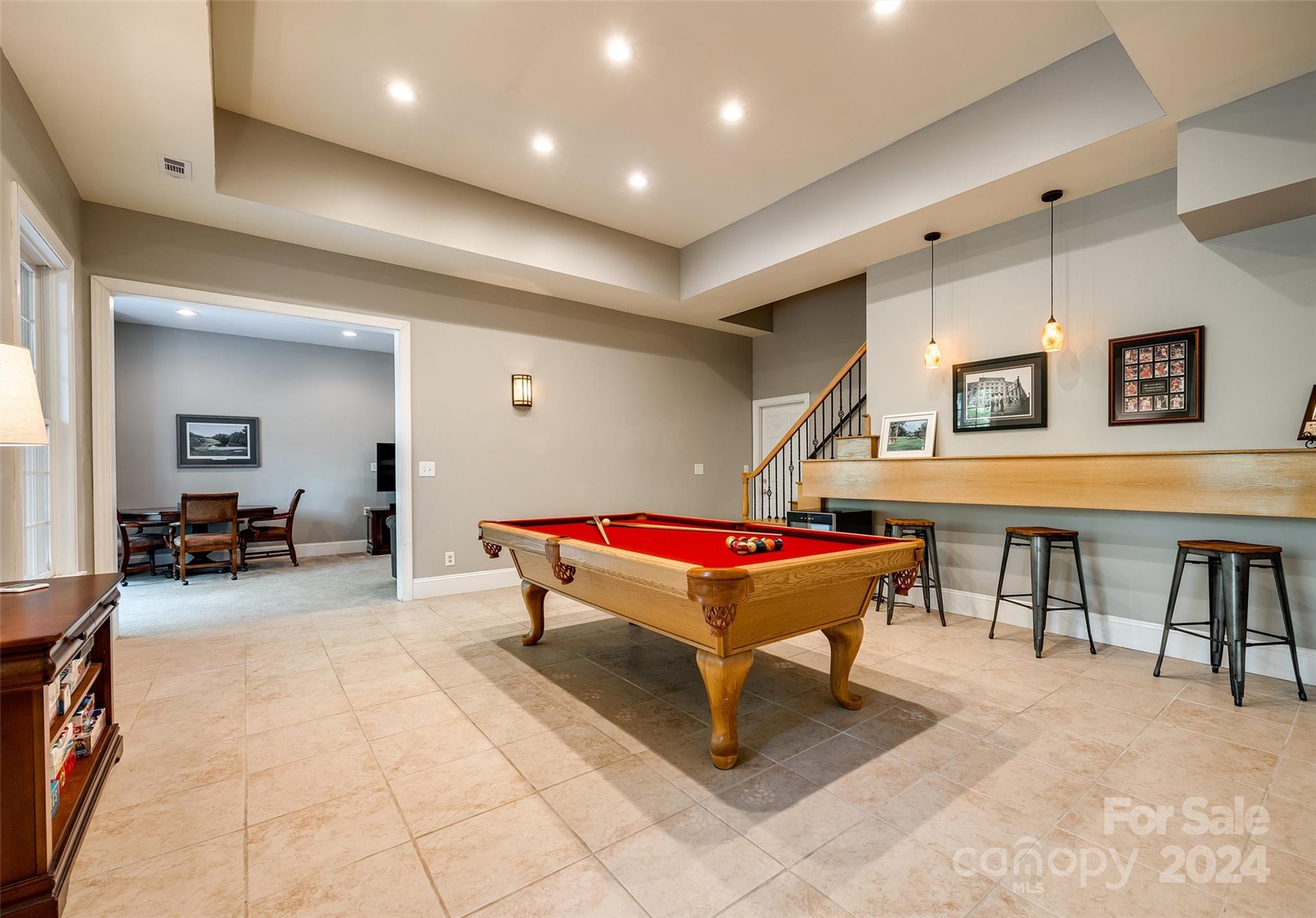 Lake Shore - Residential