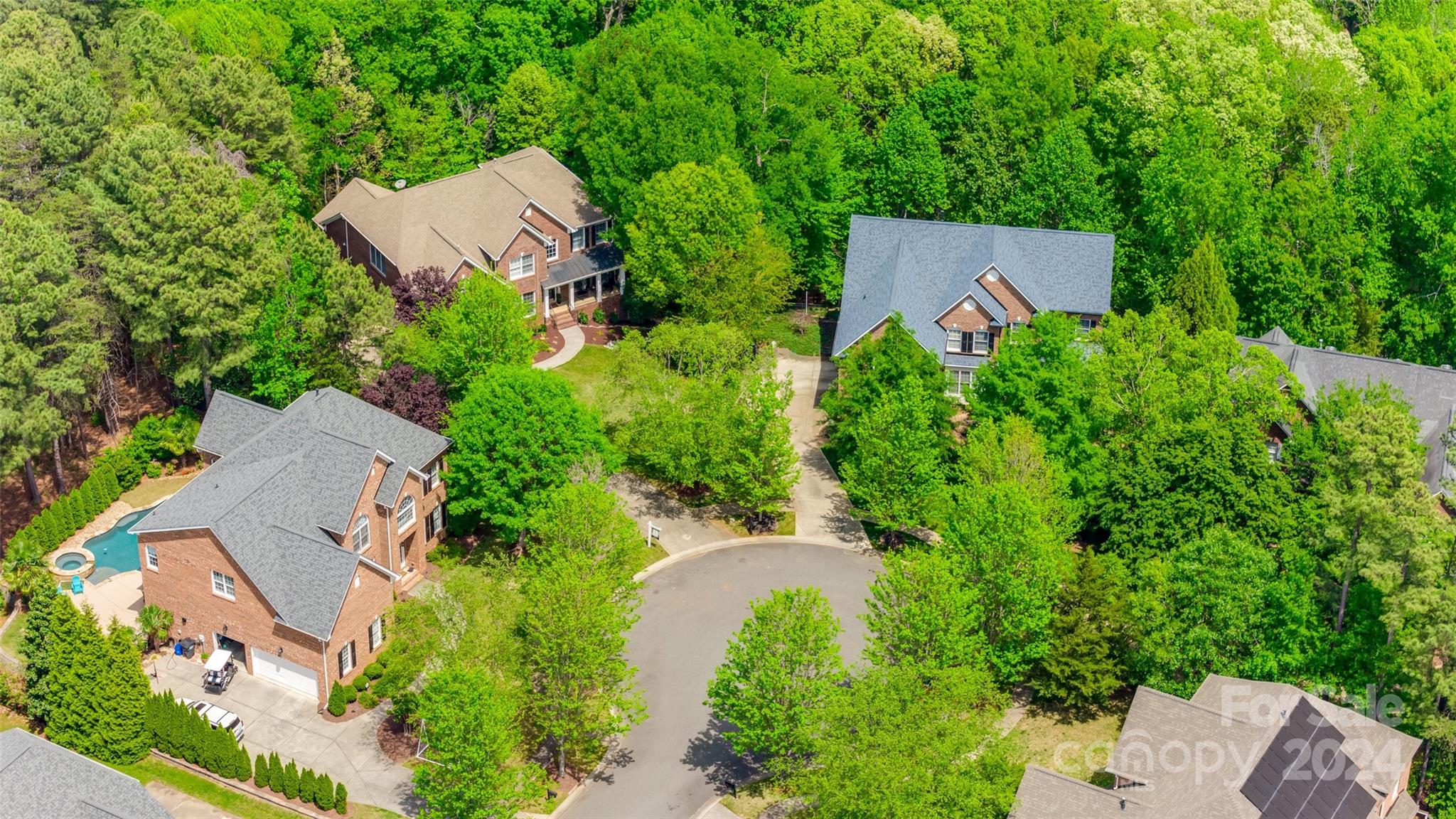 Lake Shore - Residential