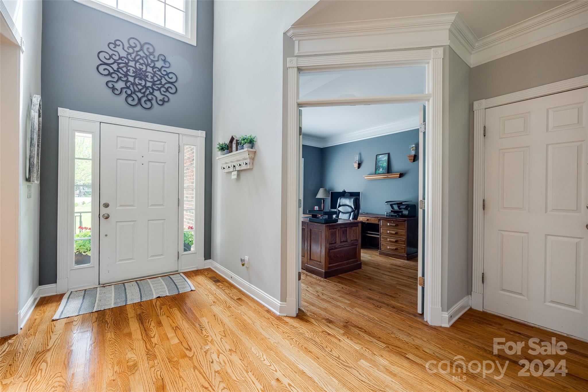 Lake Shore - Residential