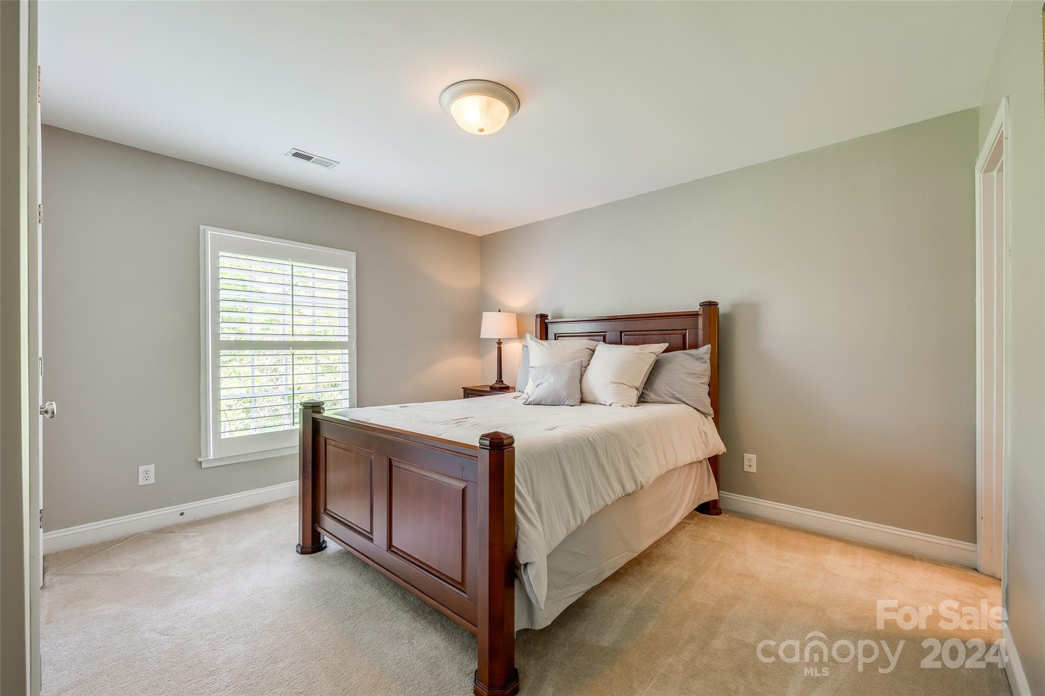 Lake Shore - Residential