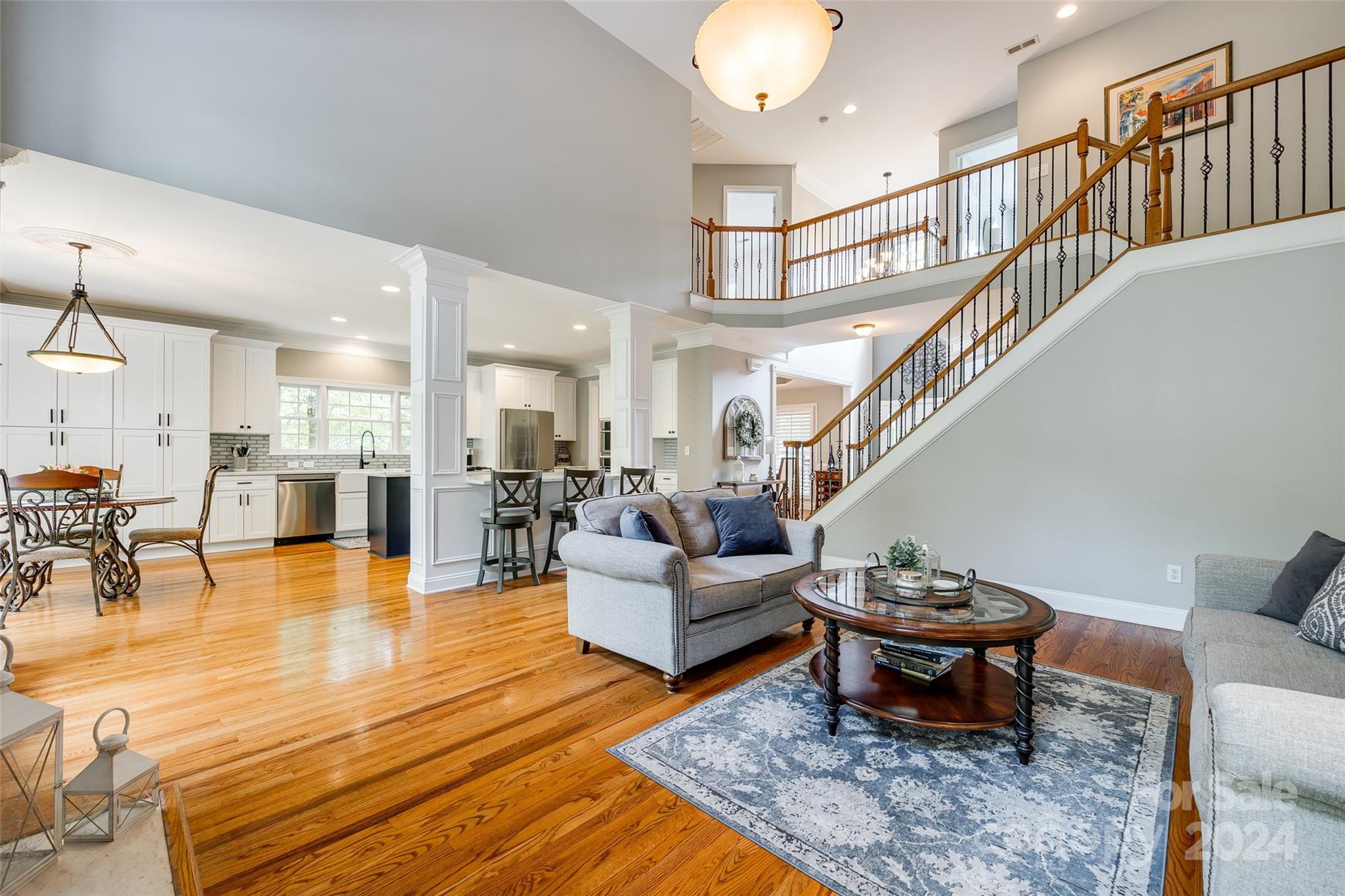 Lake Shore - Residential