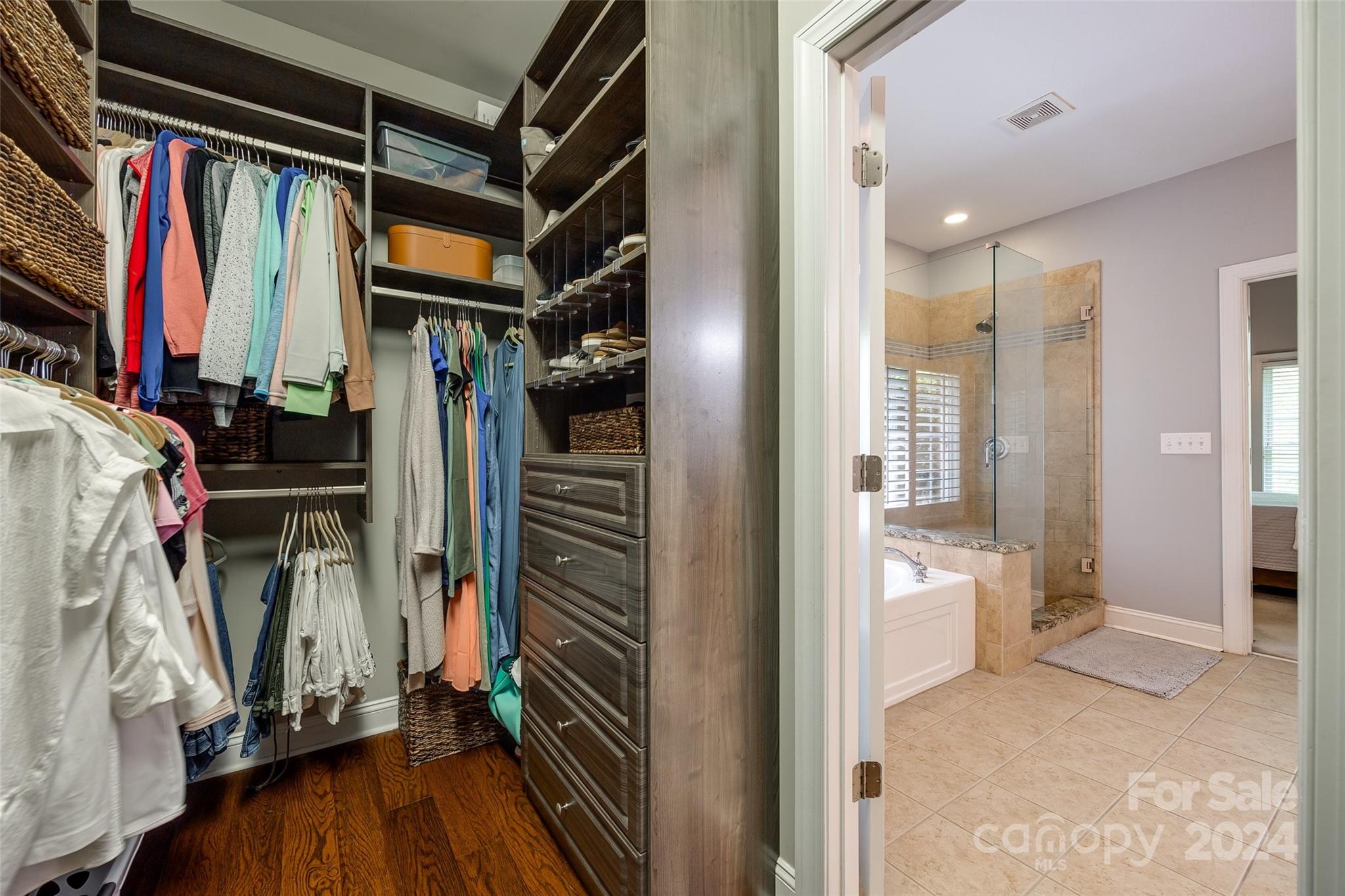 Lake Shore - Residential