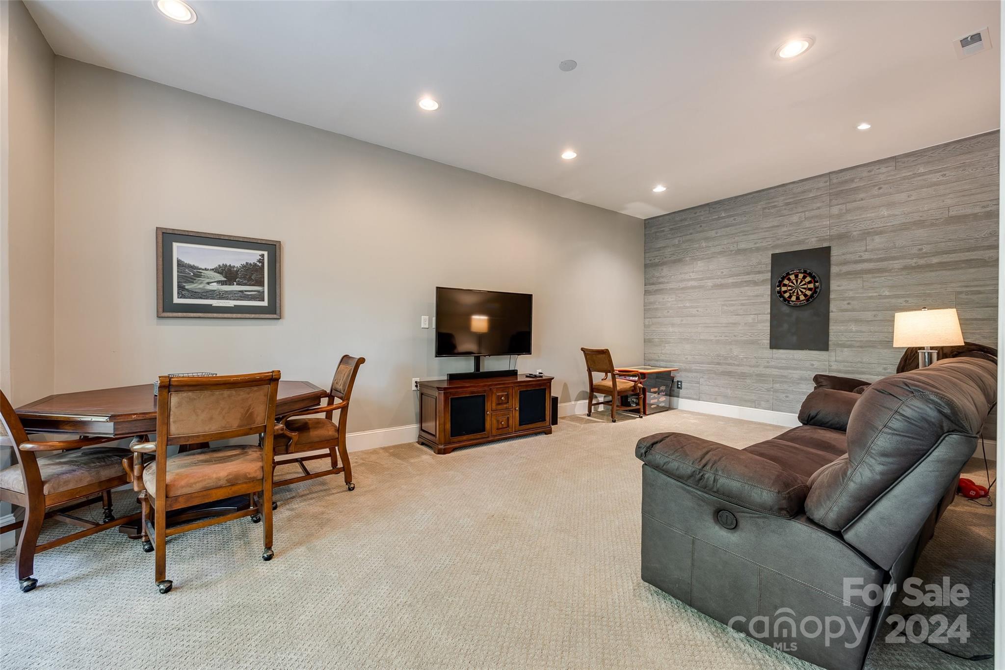 Lake Shore - Residential