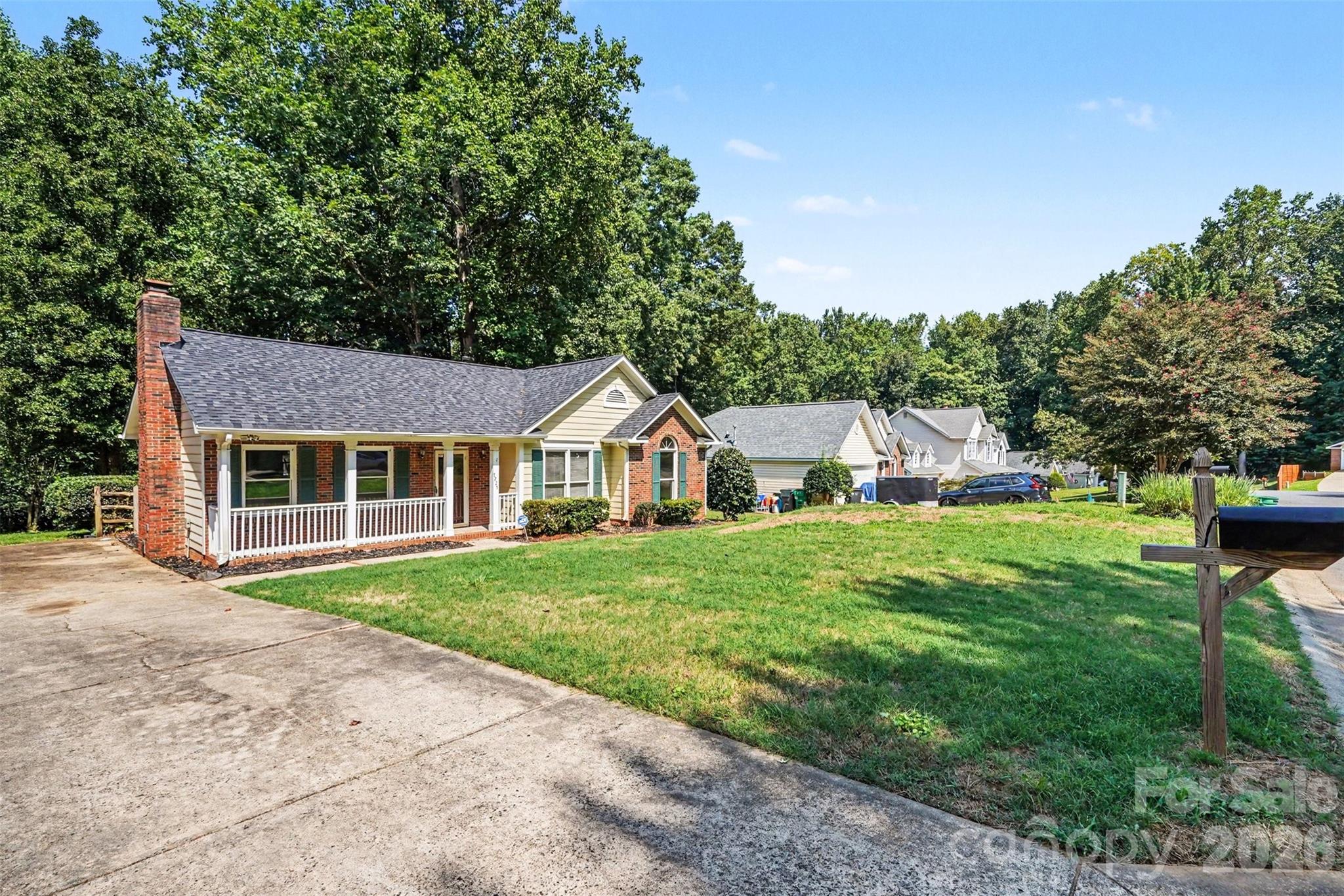 7225 Mcteal Place