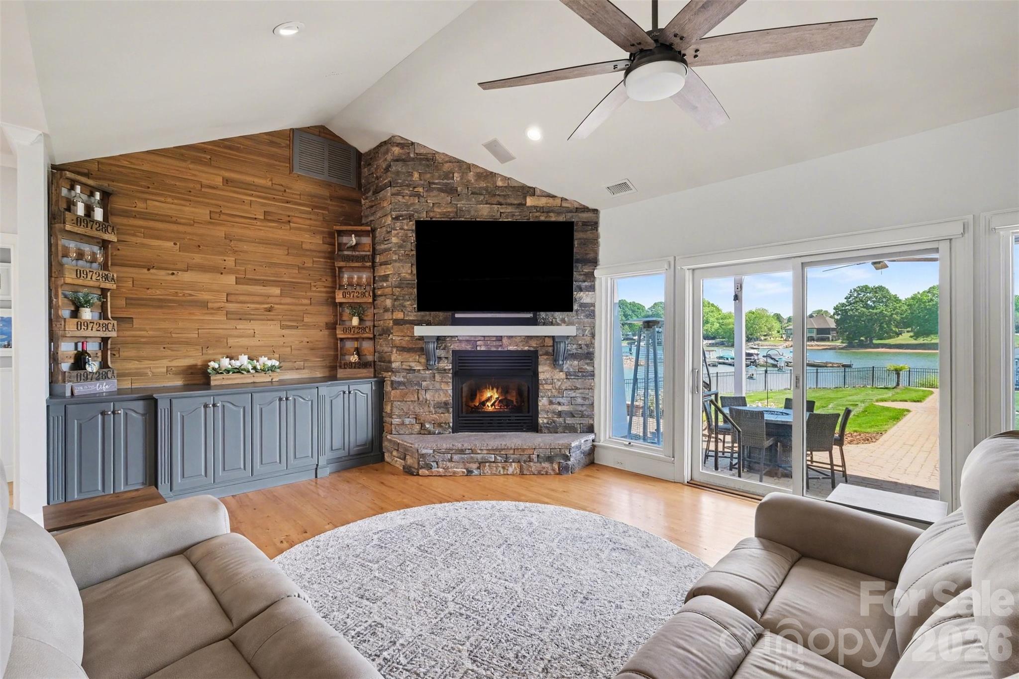 Harbor Cove - Residential