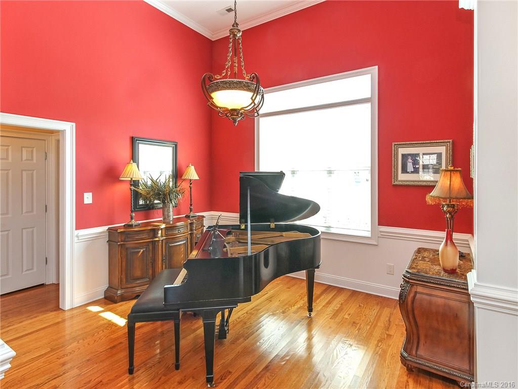 Seven Oaks - Residential