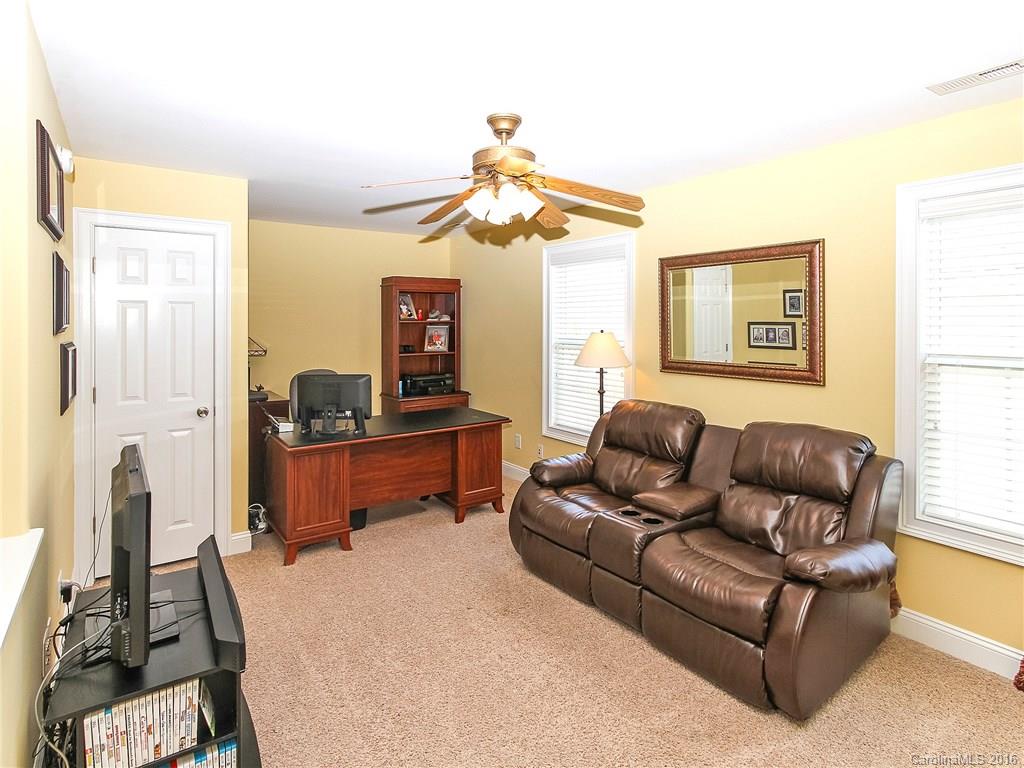 Seven Oaks - Residential