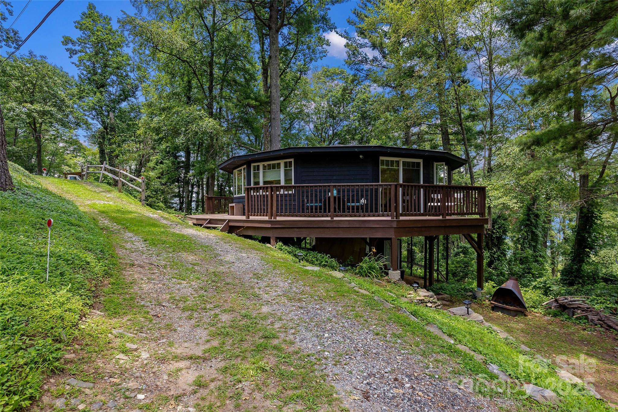 826 Town Mountain Road