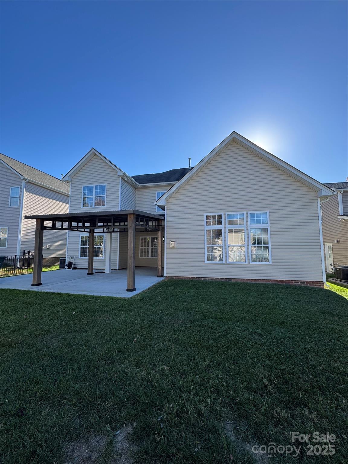 1595 Bay Meadows Avenue NW