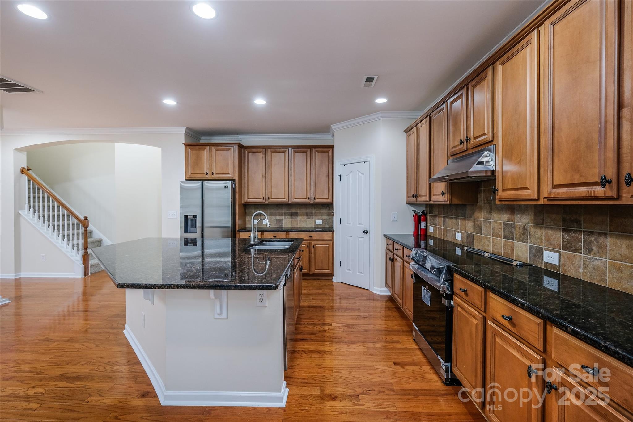 1595 Bay Meadows Avenue NW