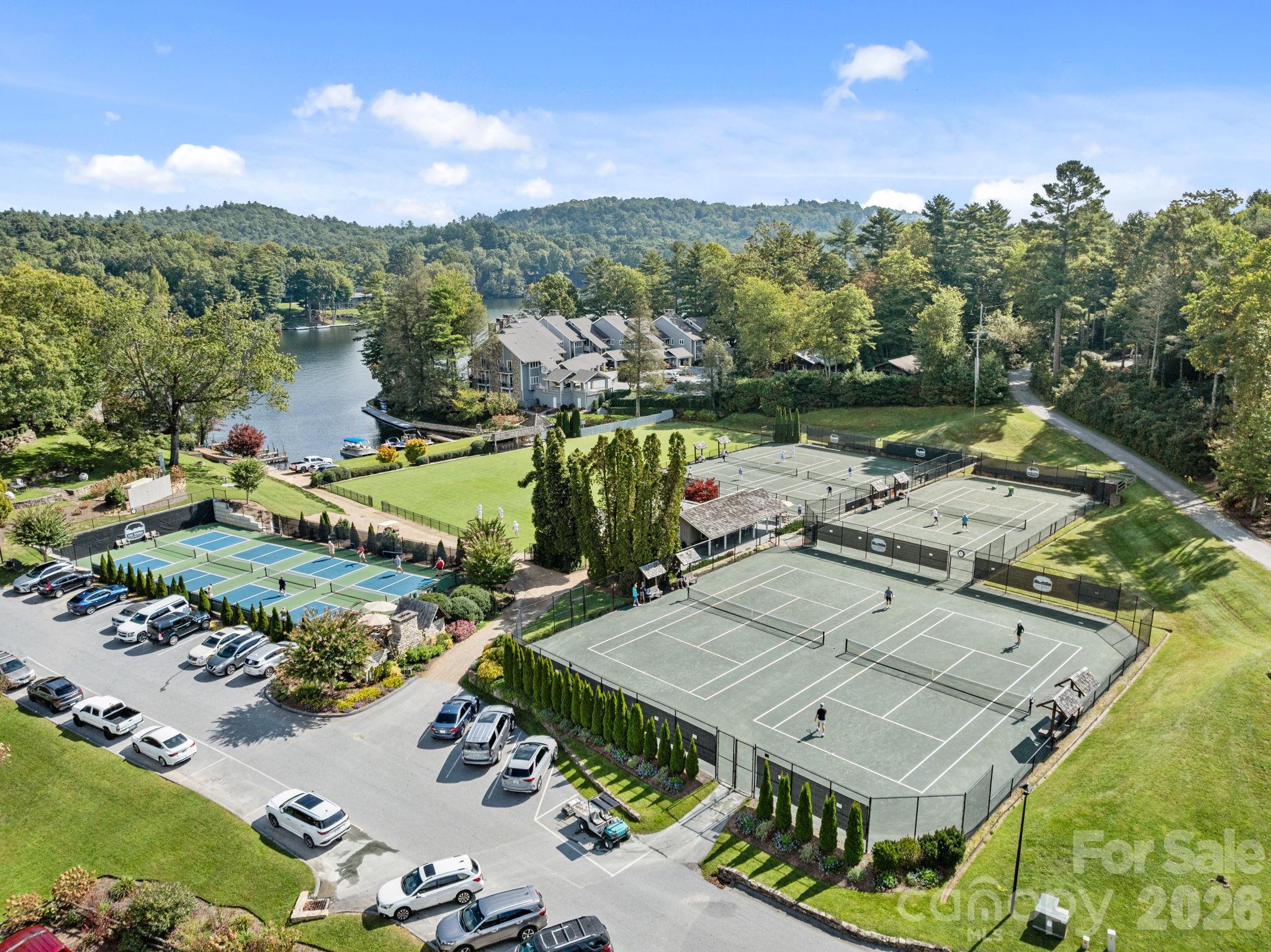 Lake Toxaway Estates - Residential