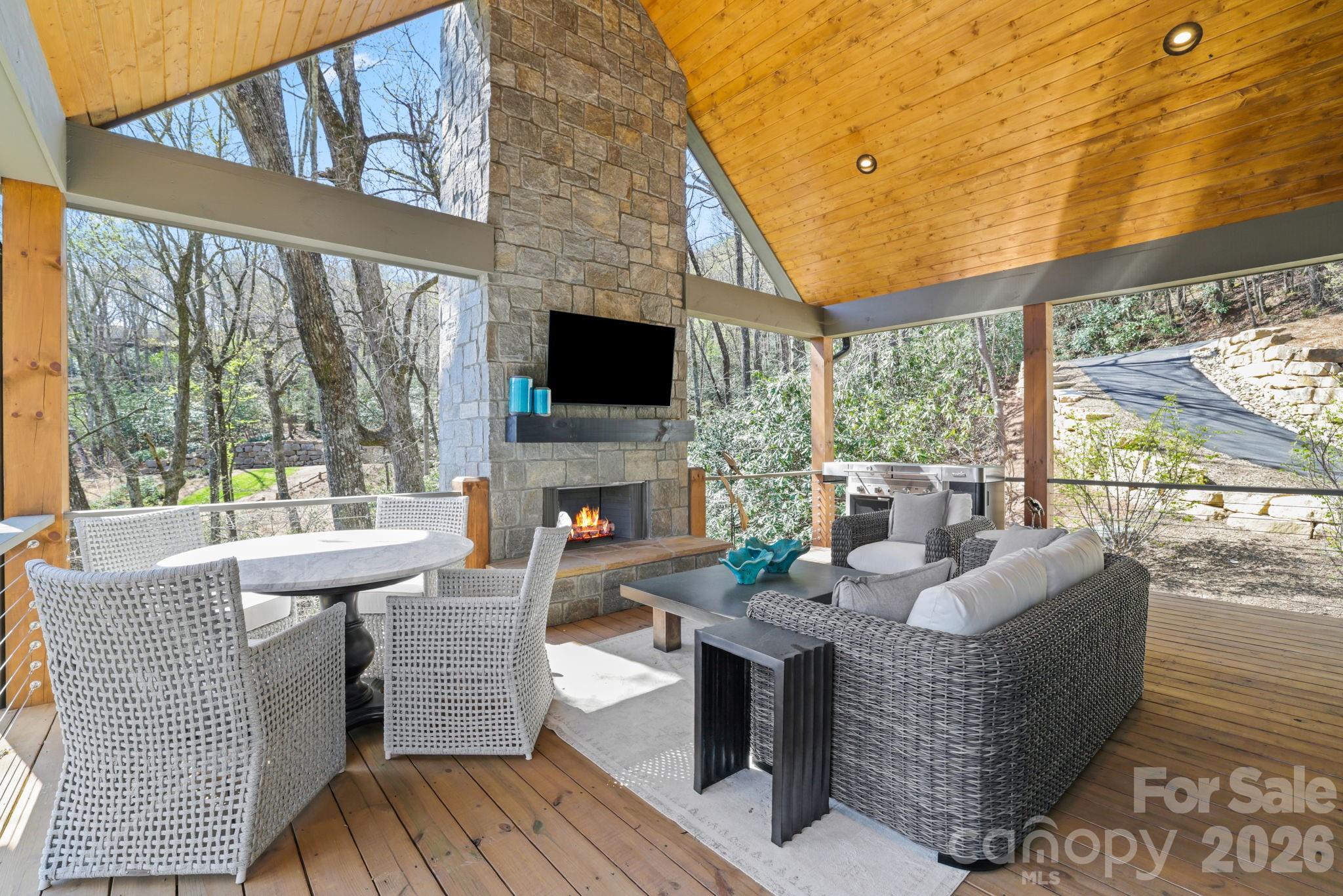 Lake Toxaway Estates - Residential