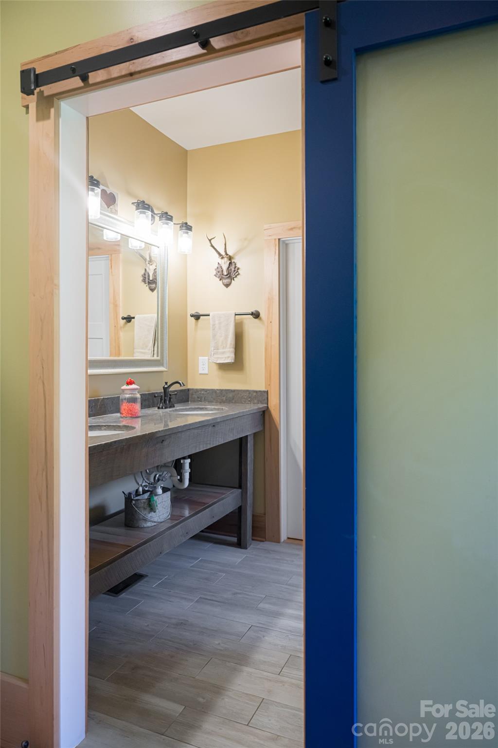 Rustic - Residential