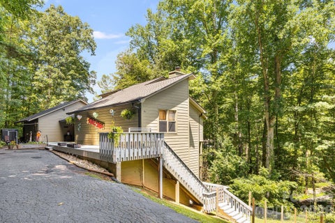 Photo of 64 Big Spruce Lane, Waynesville, NC 28786 (MLS # 4399449)
