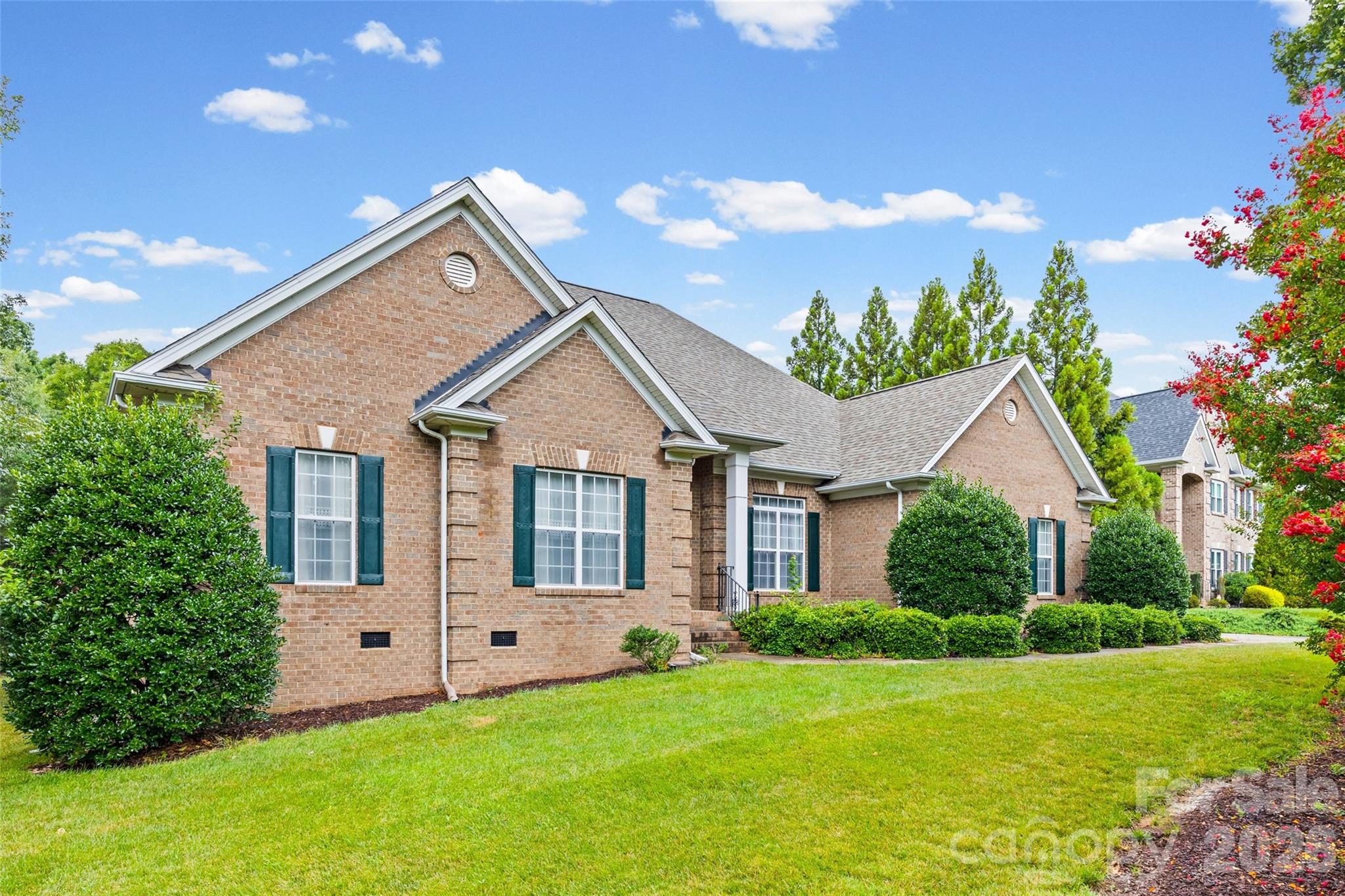 8809 Nellie Lane