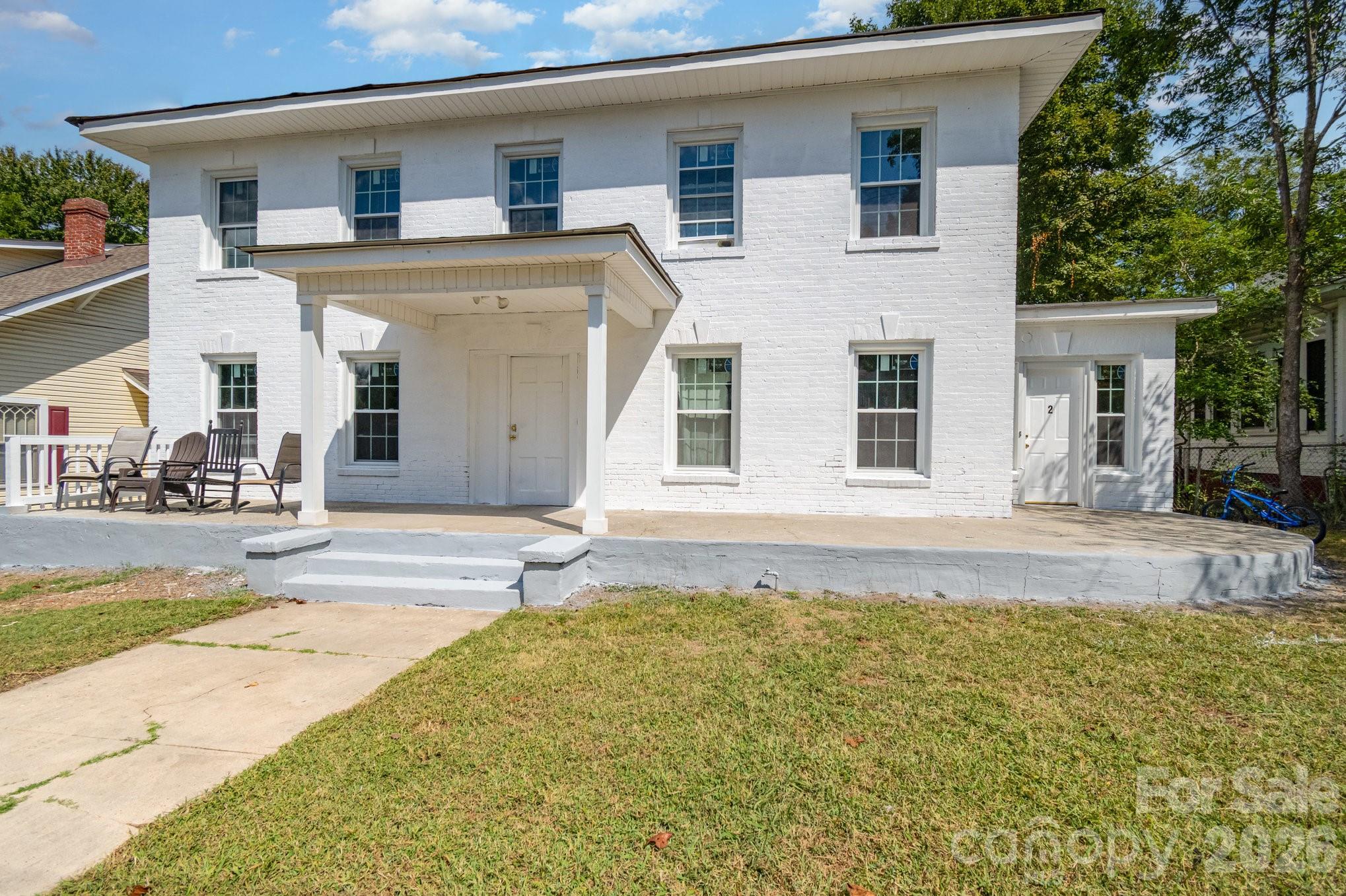 604 Wentworth Street