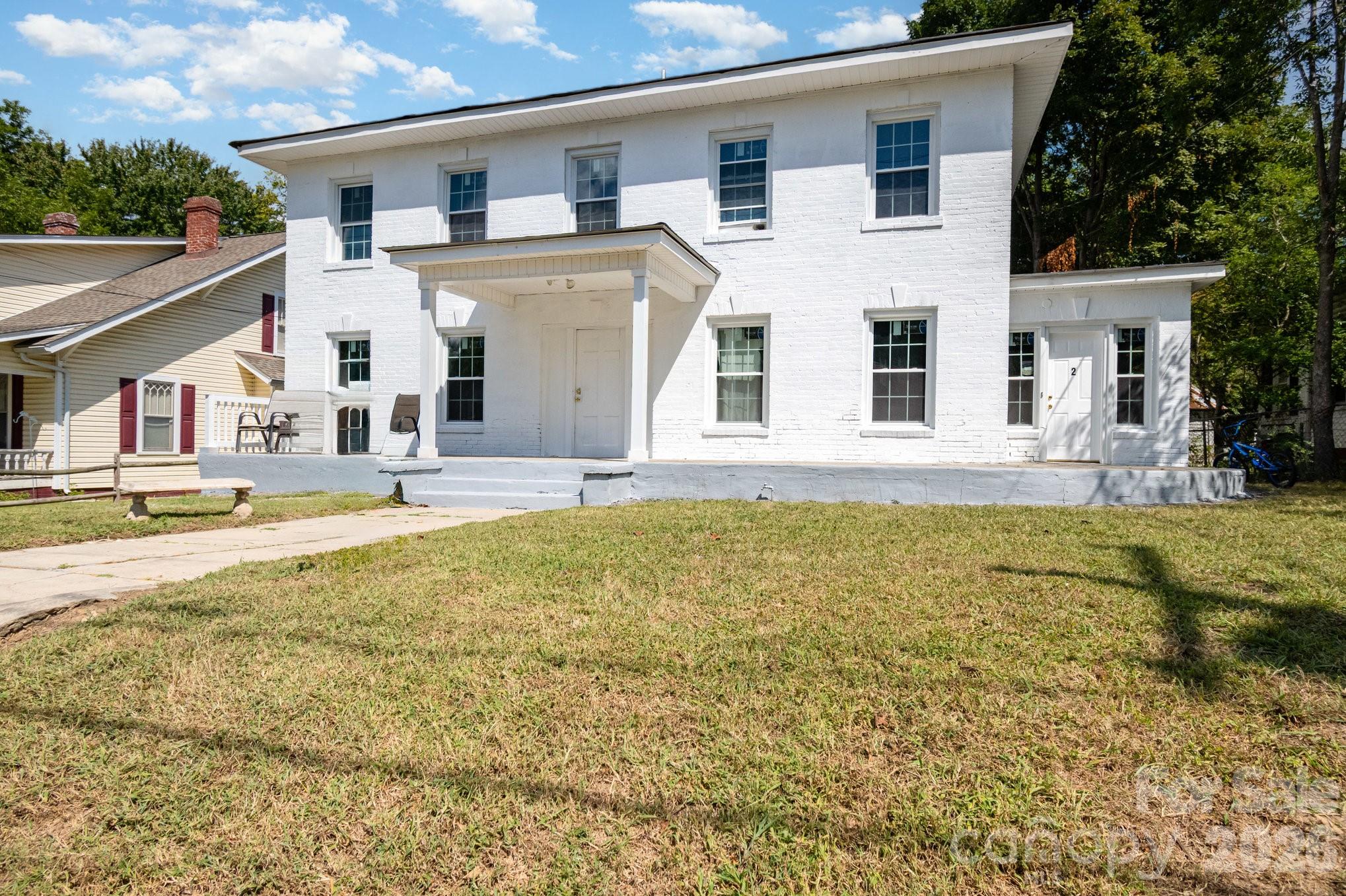 604 Wentworth Street