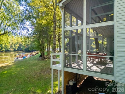 Photo of 33 Lakeside Villas Drive, Brevard, NC 28712 (MLS # 4428174)