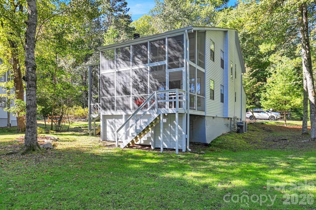 33 Lakeside Villas Drive