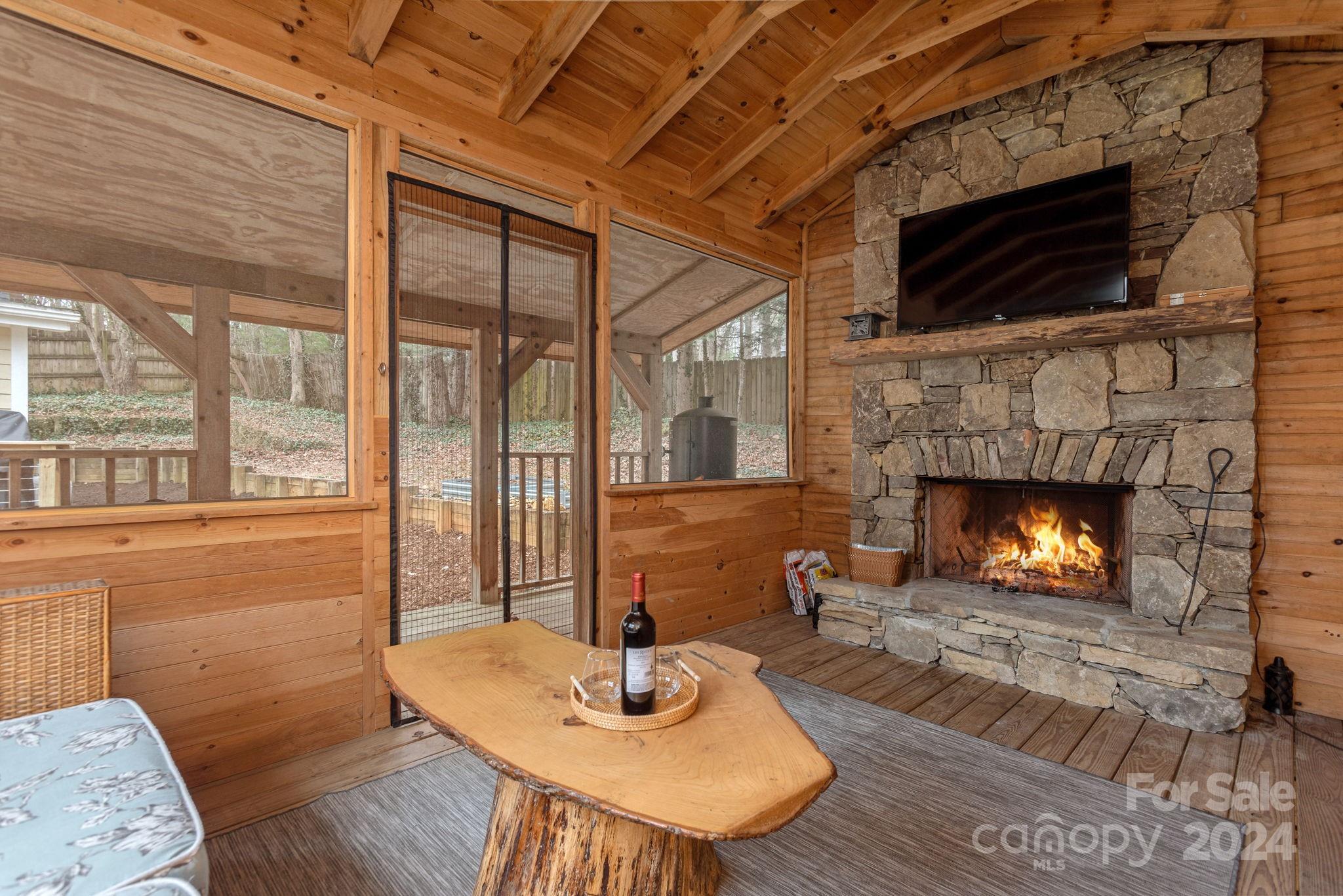 Spring Cove - Residential